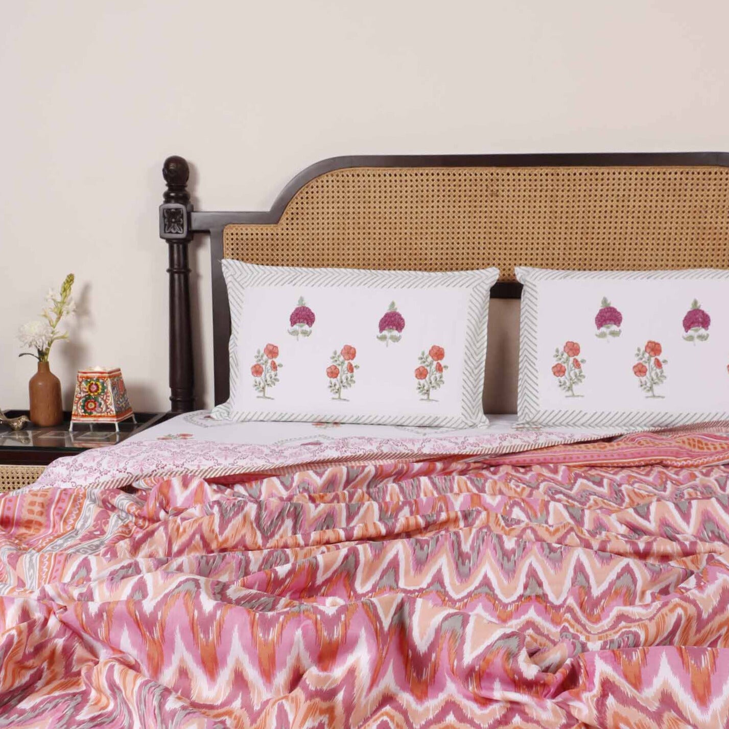 Double Bed Reversible Mul Dohar – Niyati Pink