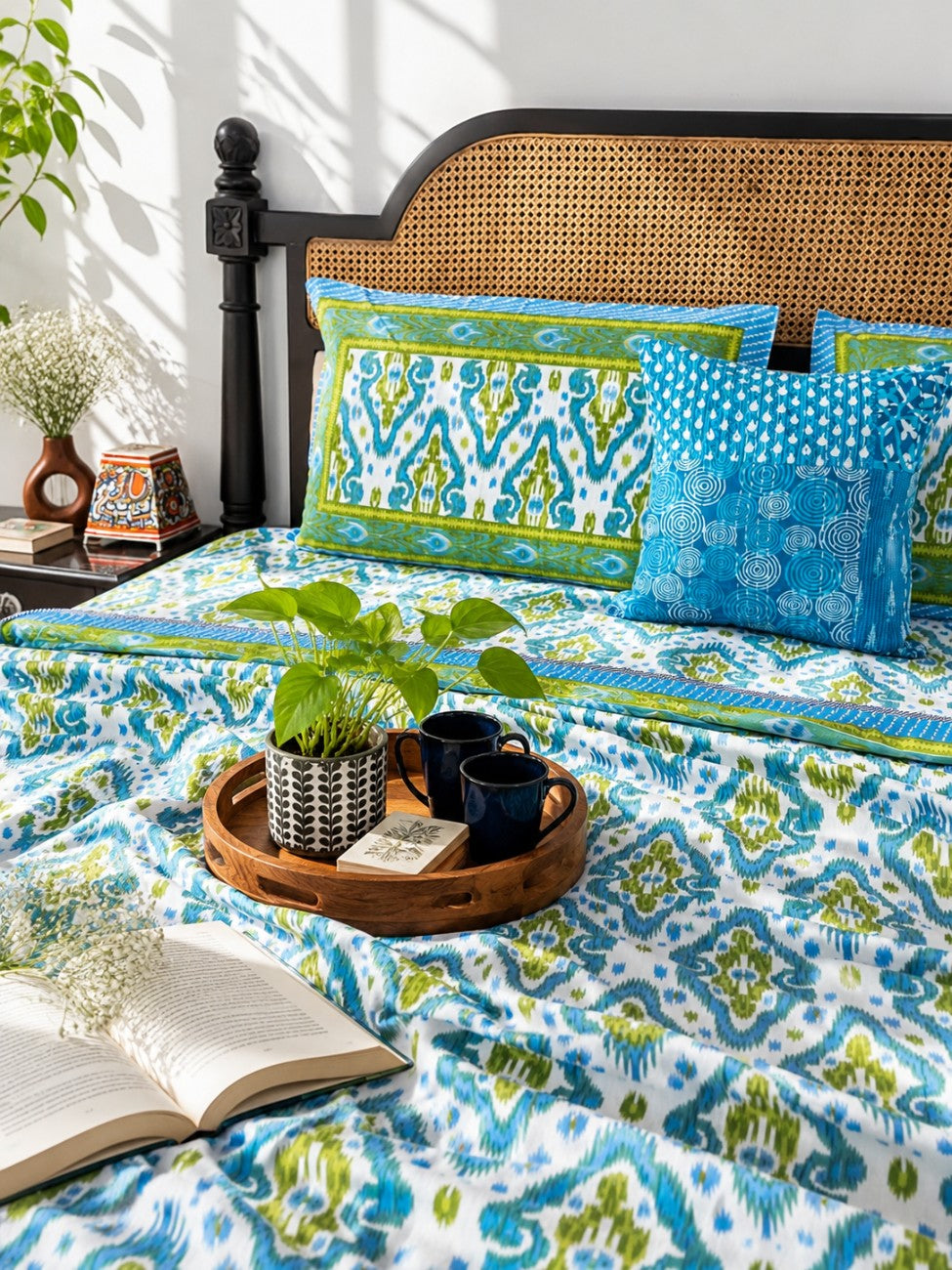 Dohar Bedding Set - Ikkat Green