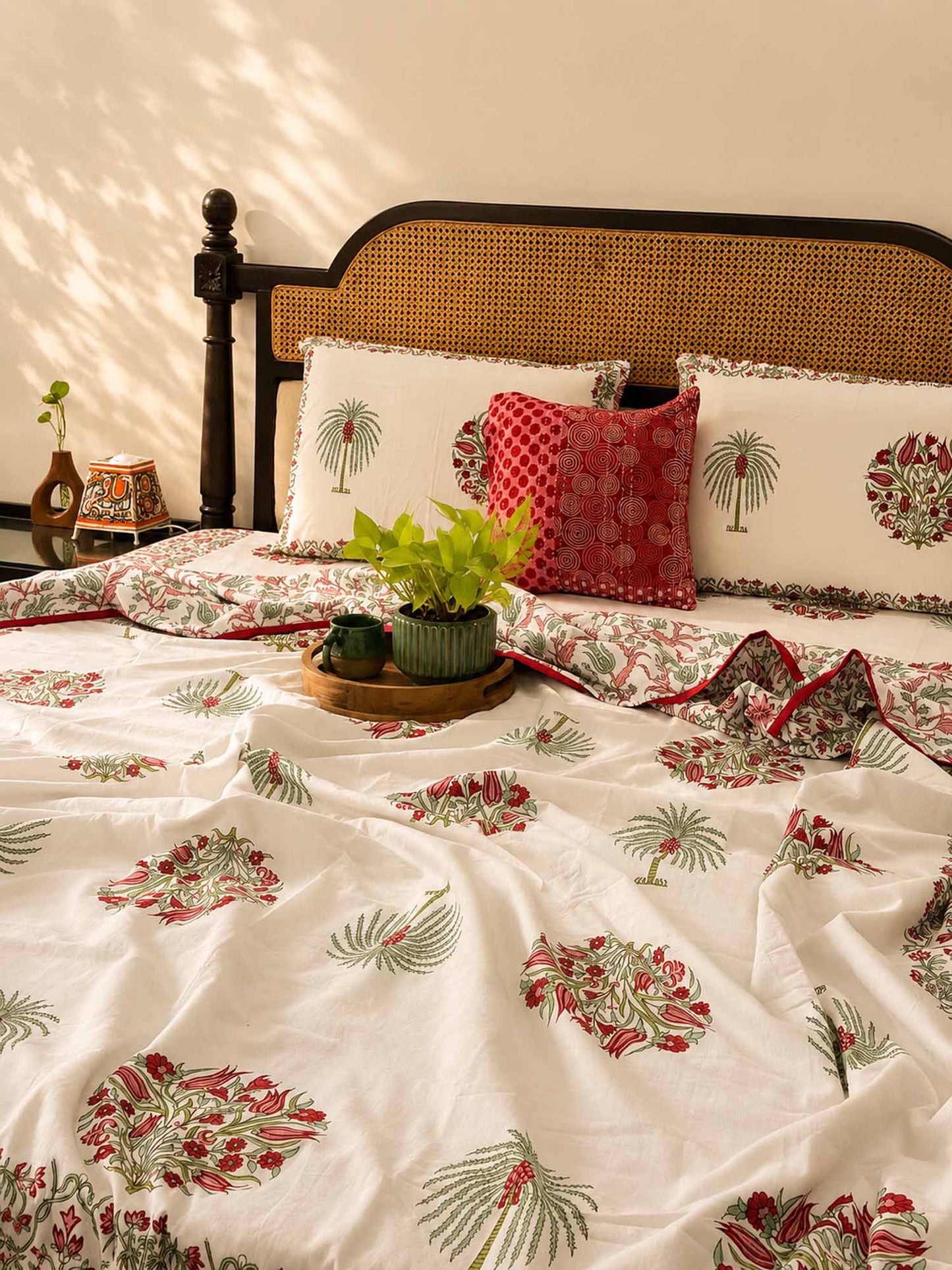 Double Bed Reversible Mul Dohar – Ananta Pink