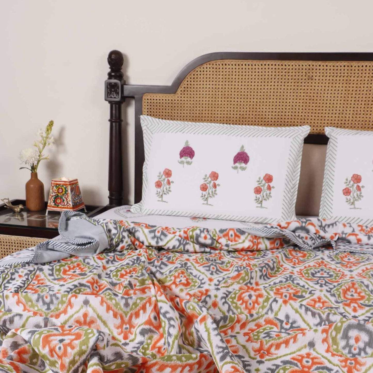 Double Bed Reversible Mul Dohar – Ikkat Orange