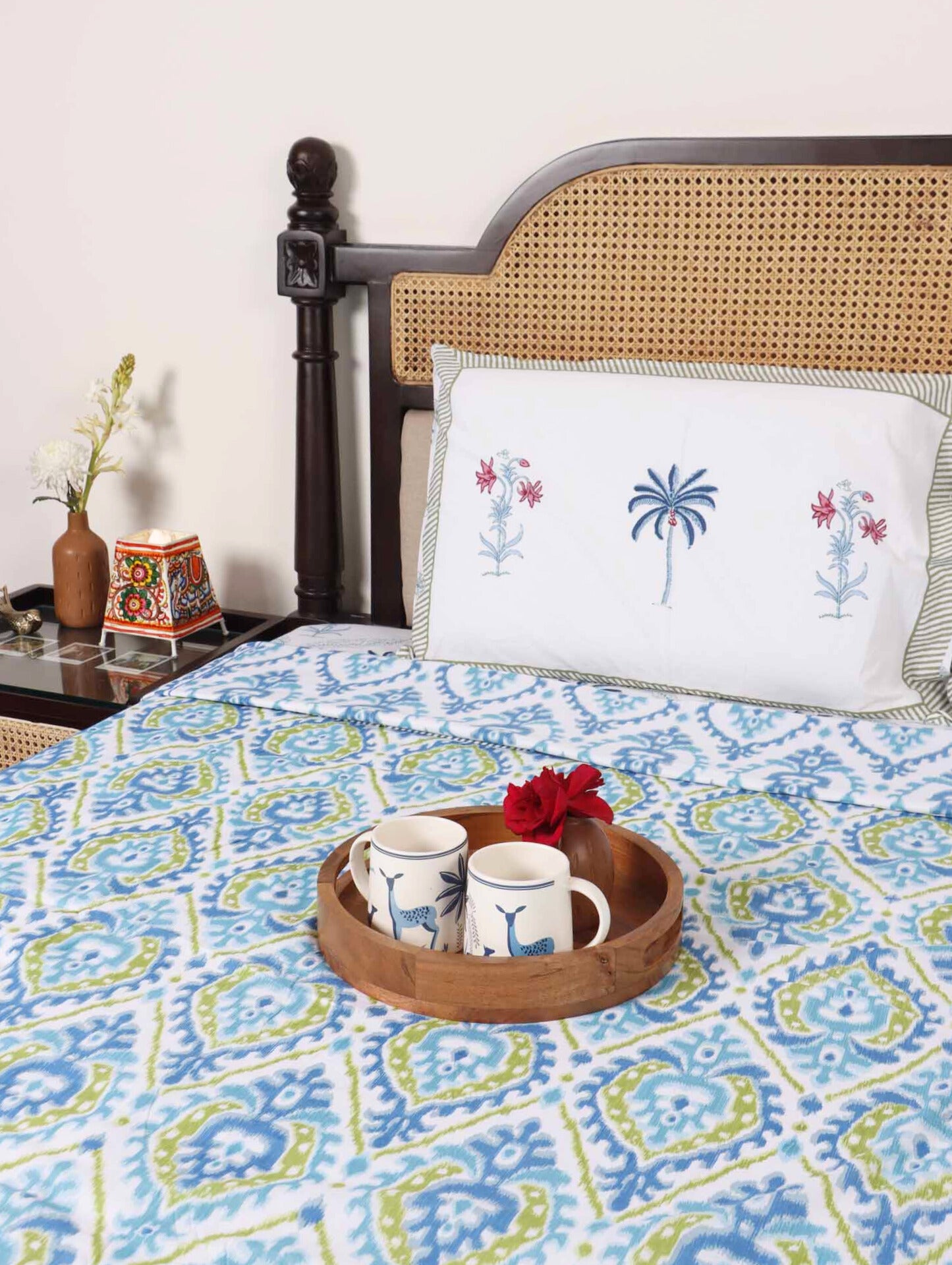 Double Bed Reversible Mul Dohar – Ikkat Blue