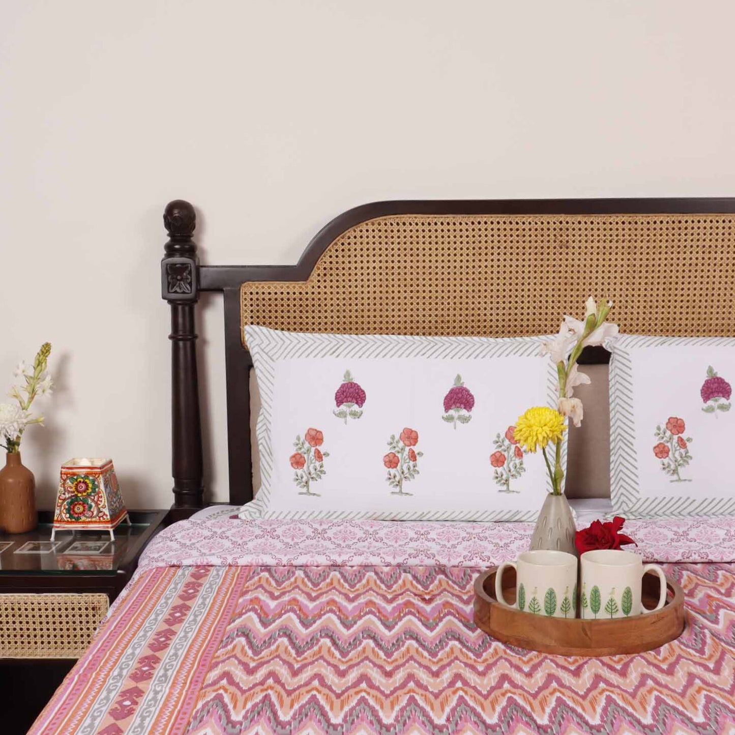 Double Bed Reversible Mul Dohar – Niyati Pink