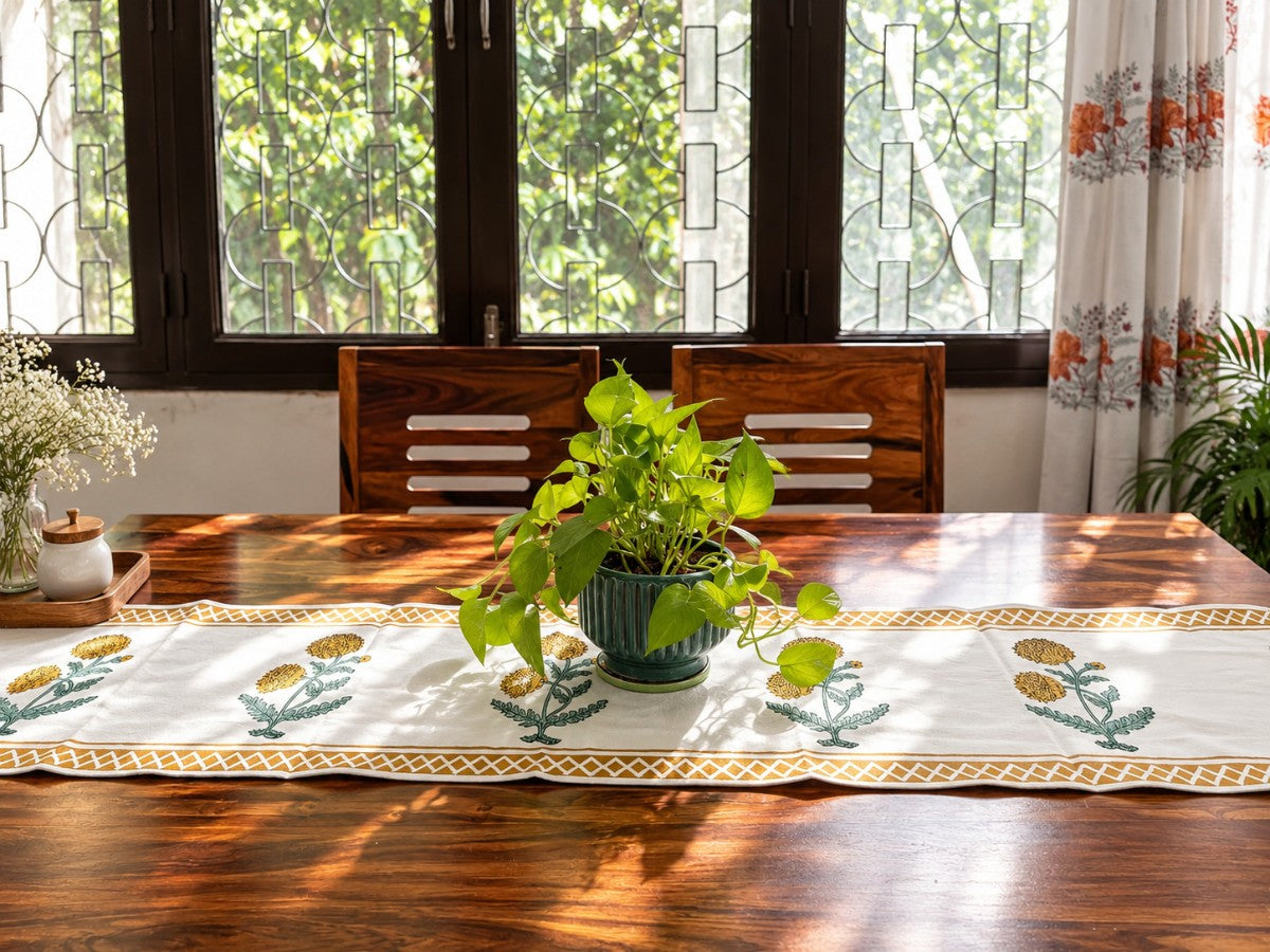 Genda - Table Runner