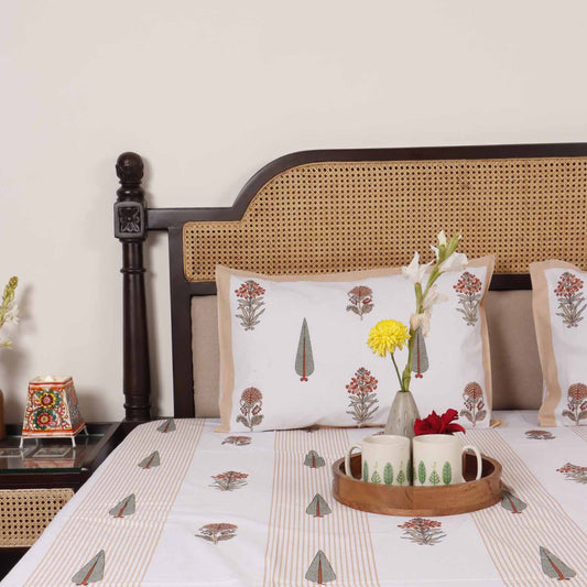 Mughal Lakeerein - Flat I Fitted Bedsheet (90x108 Inches)