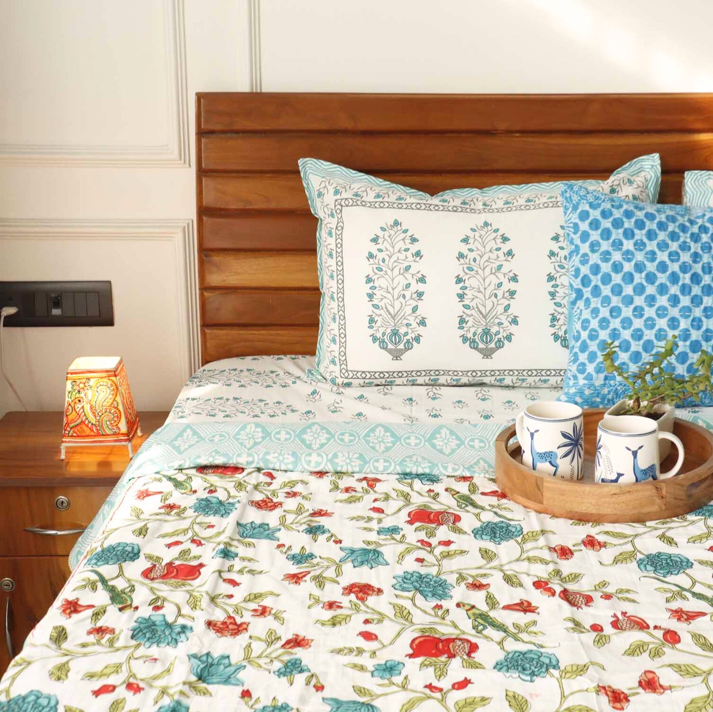 Double Bed Reversible Mul Dohar – Tota