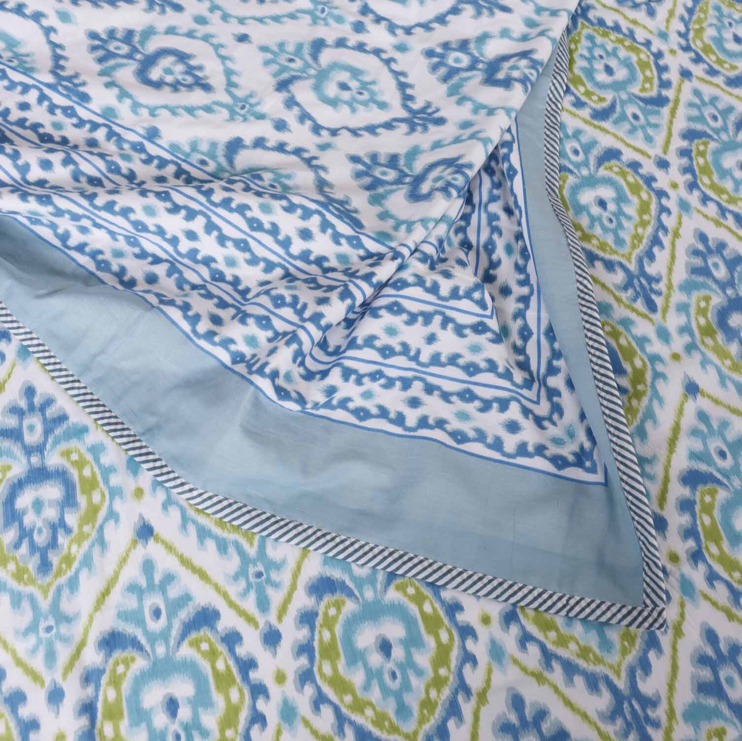 Double Bed Reversible Mul Dohar – Ikkat Blue