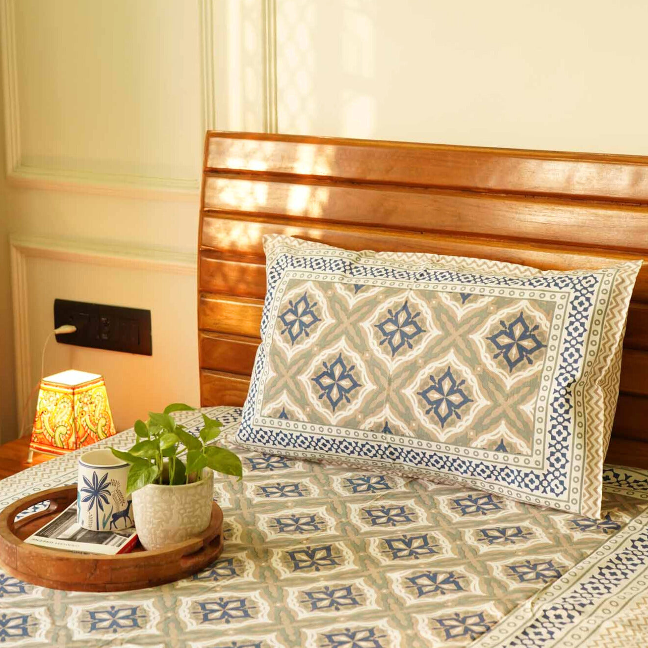 Kaleidoscope - Blue - Single bed bedsheet(60x90 Inches)
