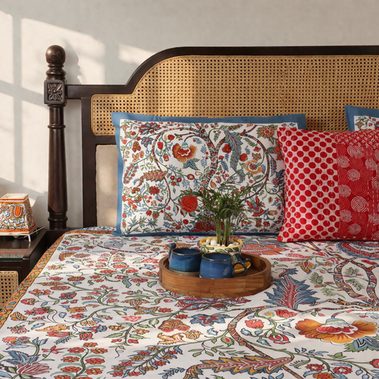 Ashok Vatika - Flat I Fitted Bedsheet (108x108 Inches)
