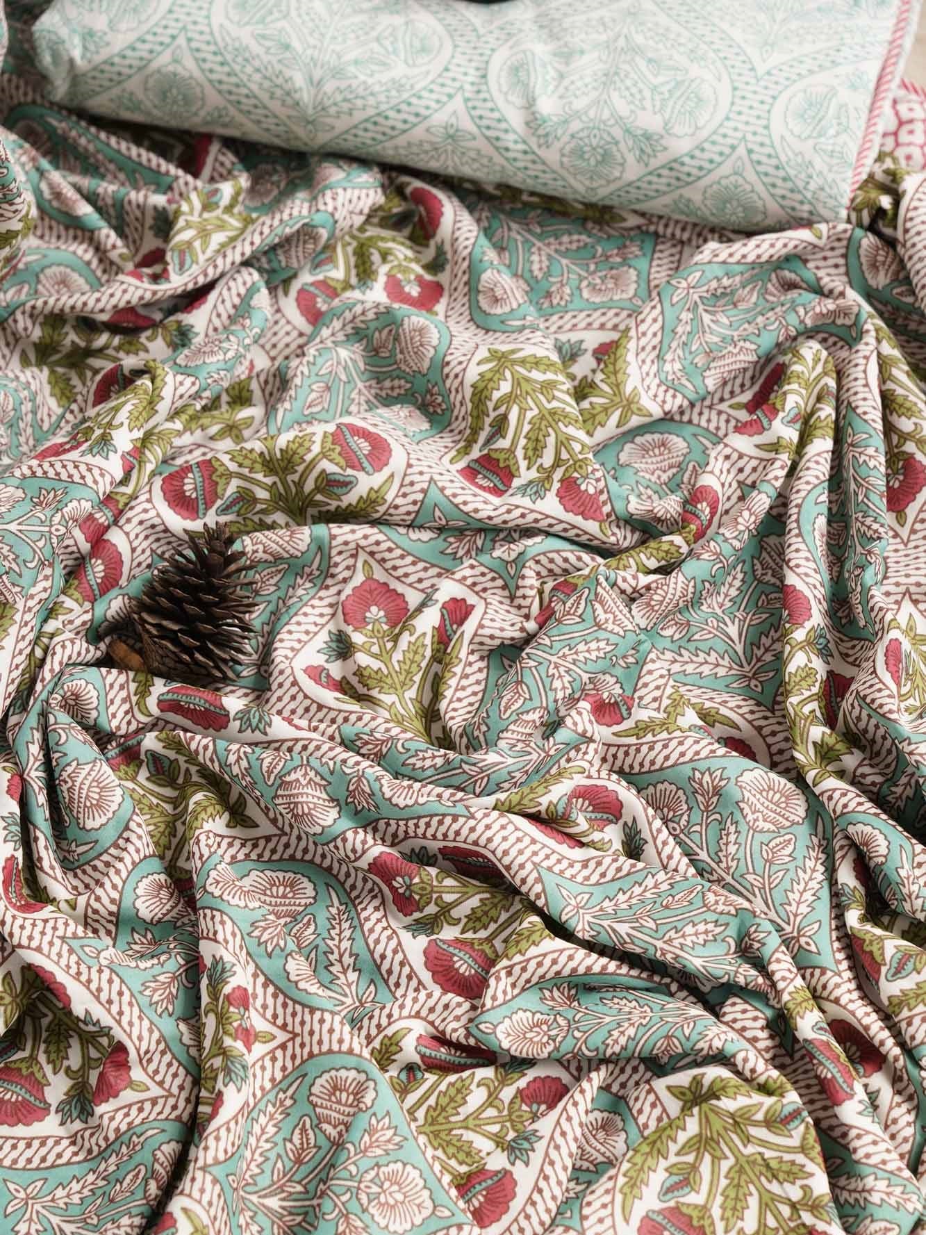 Pair of Single Bed Reversible Mul Dohar – Khushi