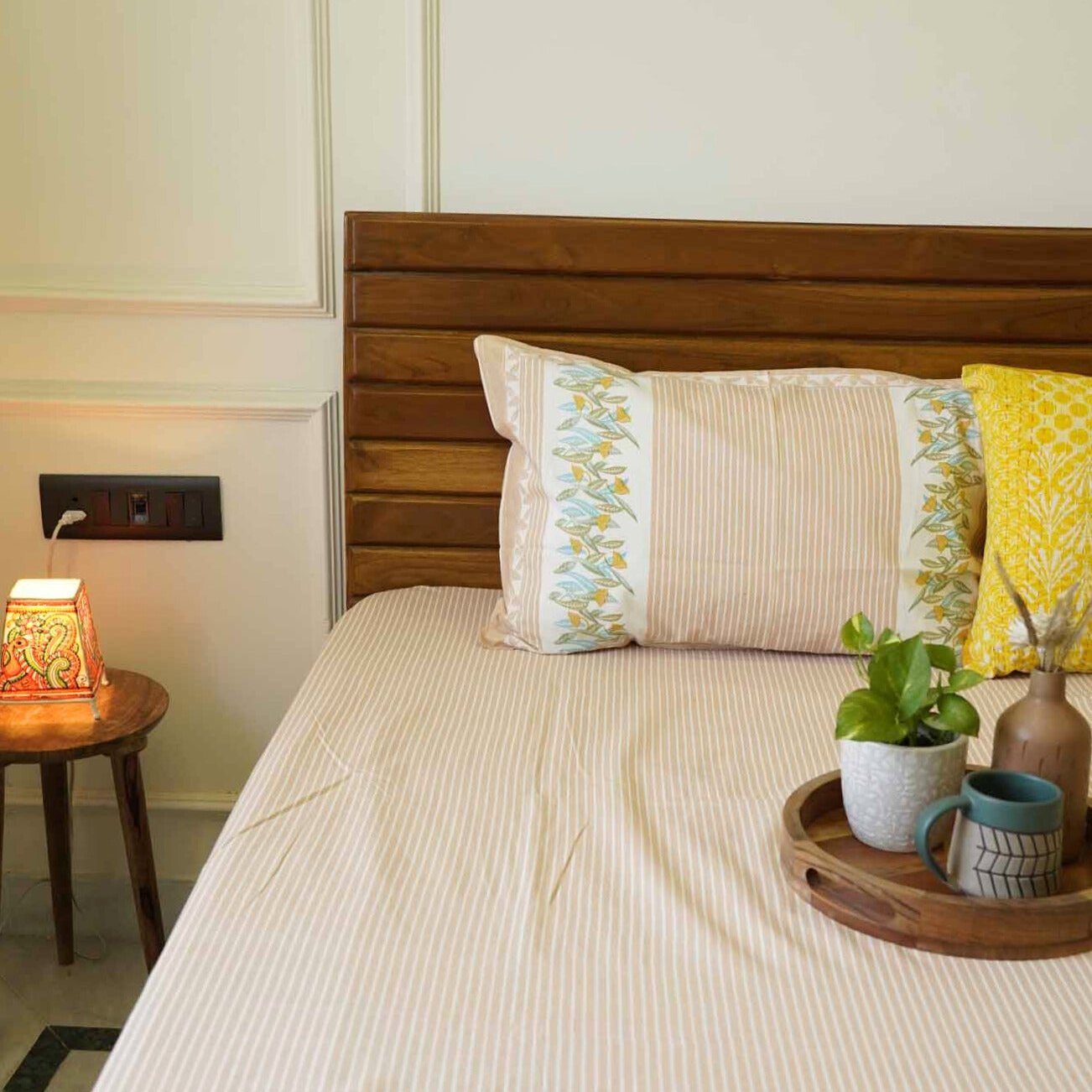 Sadagi - Flat I Fitted Bedsheet (108x108 Inches)