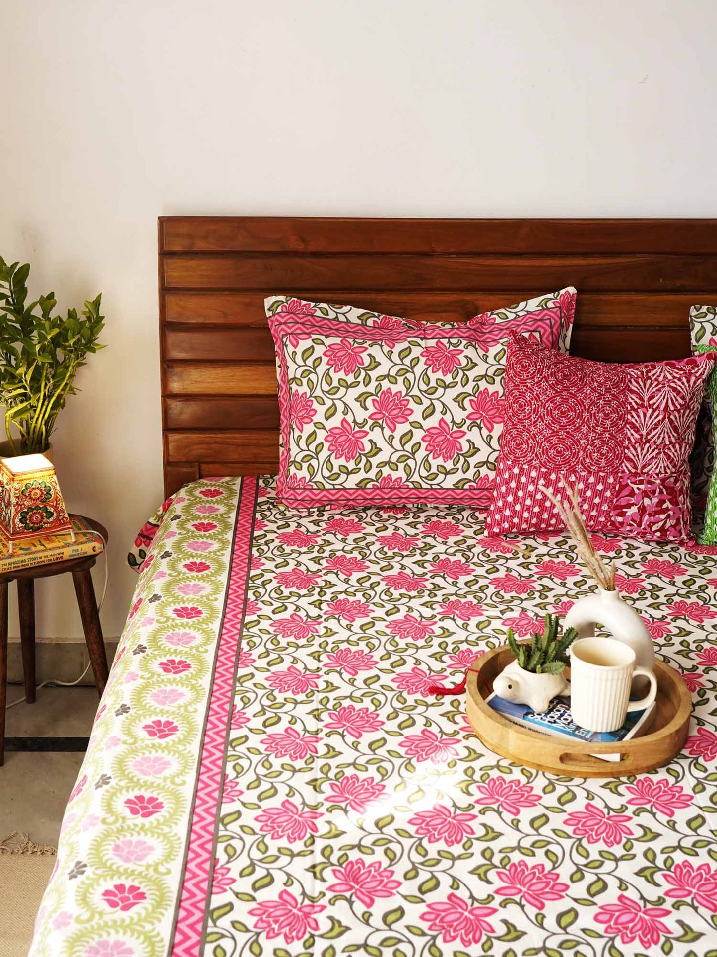 Panchali – An extra extra large Double Bed Bedsheet (120×120)