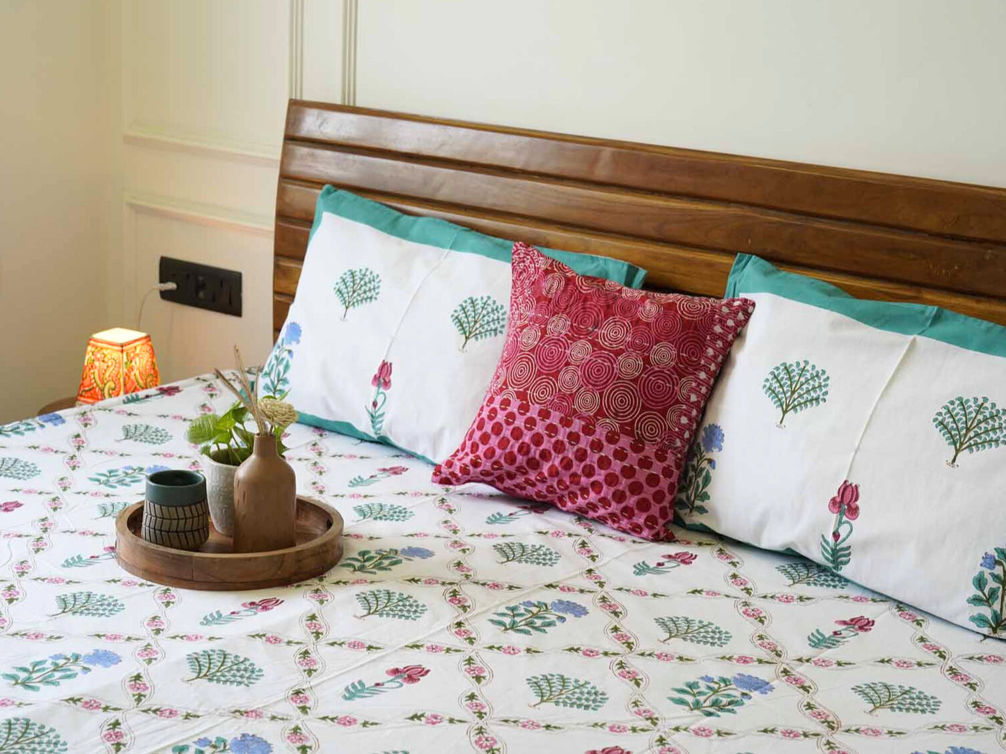 Bela - Hand block Bedsheet (108x108 Inches)