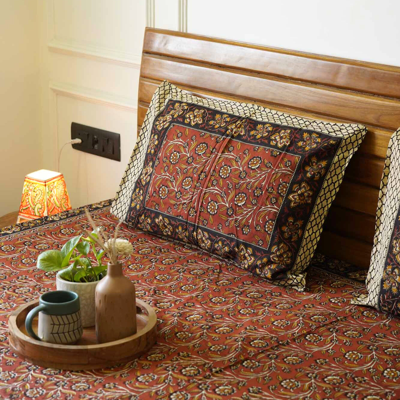 Kalamkari Maroon Big S - Flat I Fitted Bedsheet (108x108 Inches)
