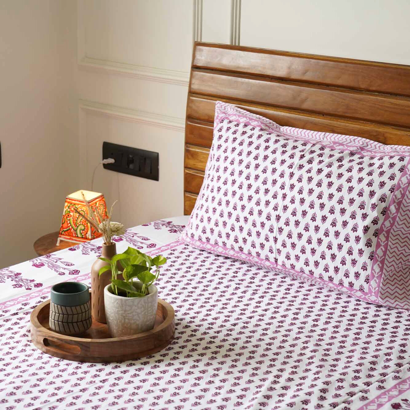Orchid Pink Single bed bedsheet(60x90 Inches)