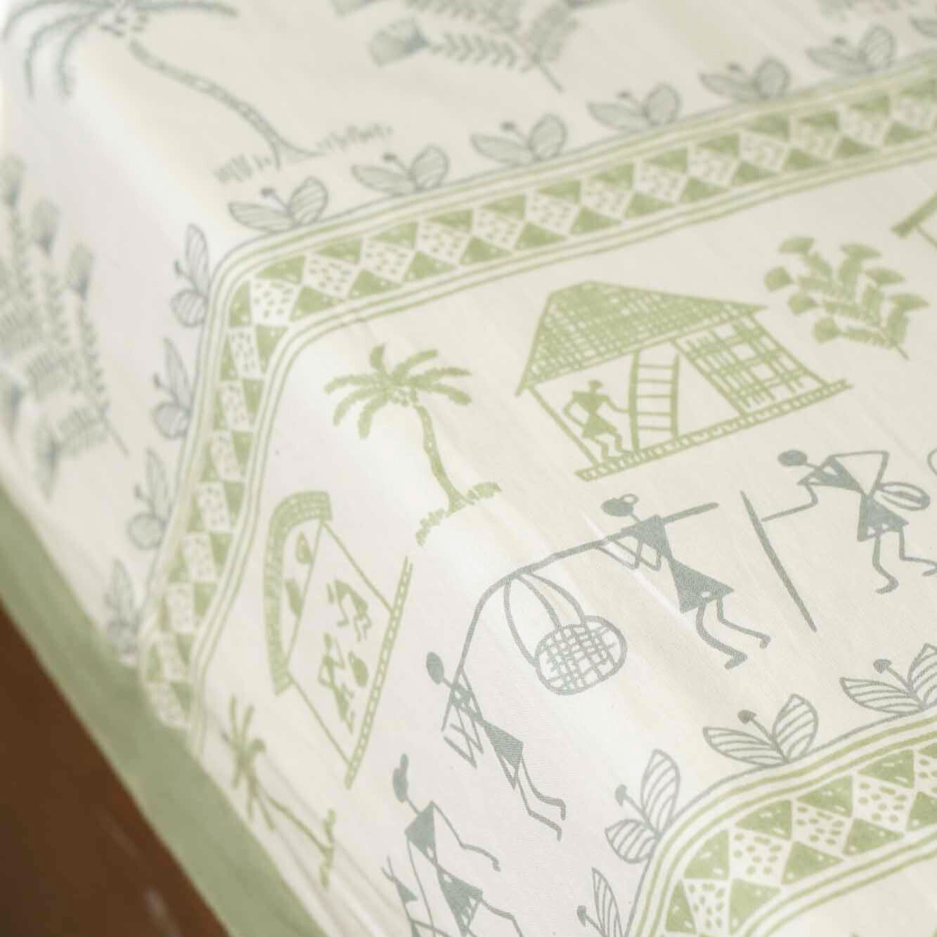 Worli Green Flat I Fitted Bedsheet (108x108 Inches)