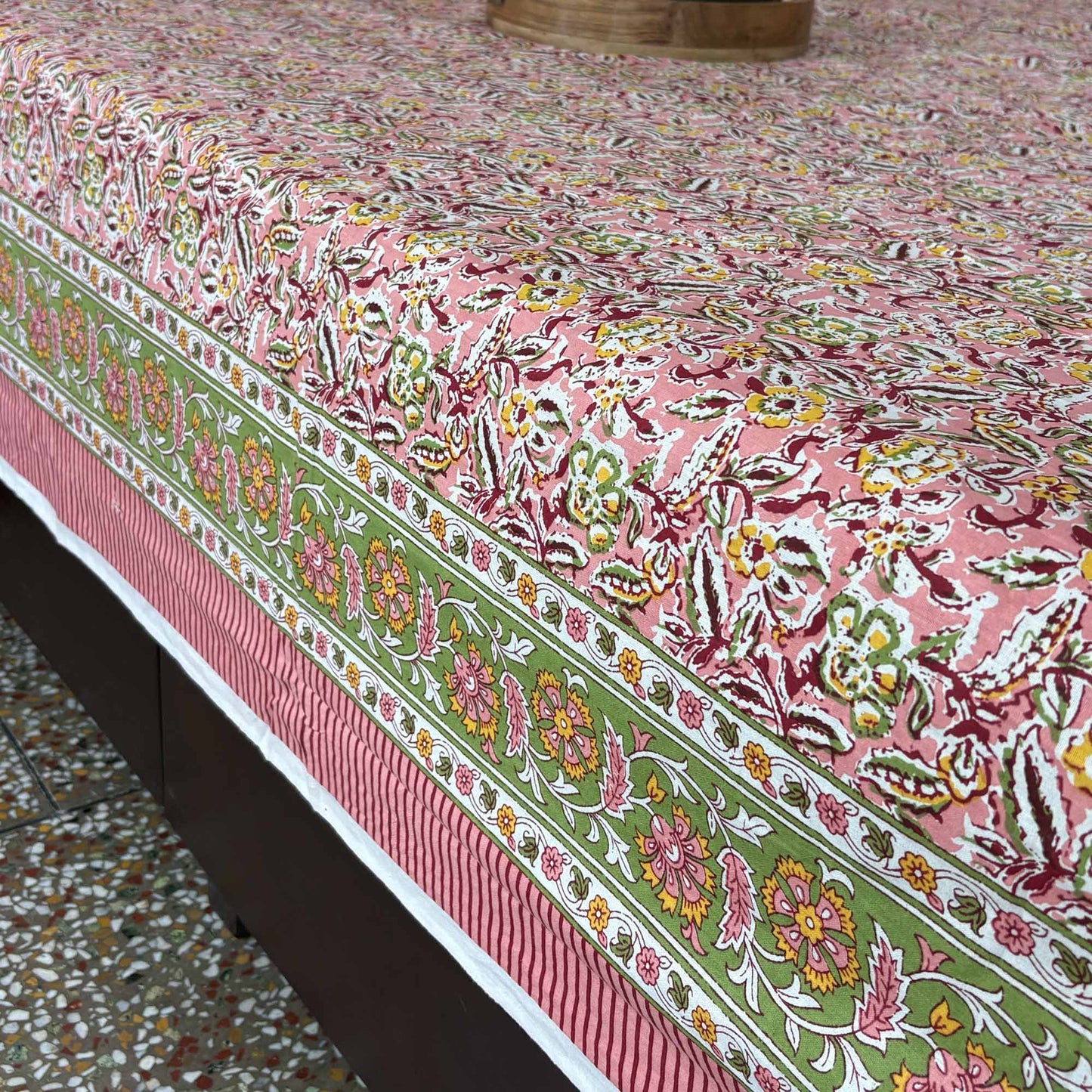 Phulwari Pink - Flat I Fitted Bedsheet (90x108 Inches)