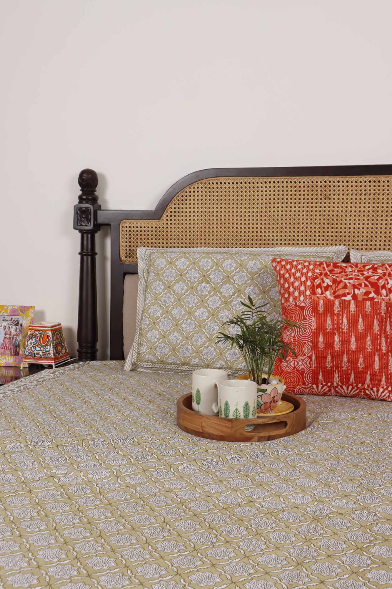 Mahir – Flat I Fitted Bedsheet (90x108 Inches)