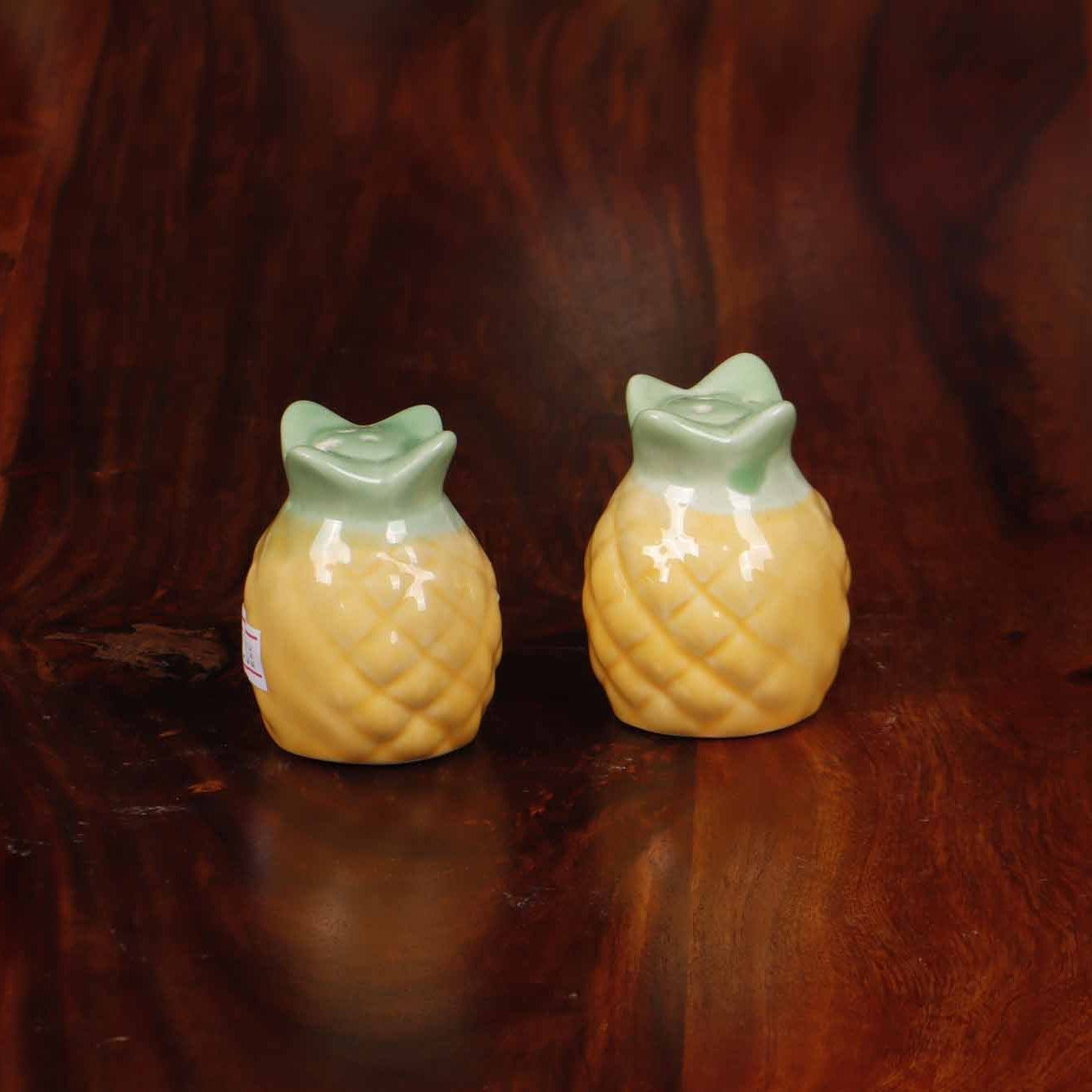 Pineapple - Salt & Pepper Shakers