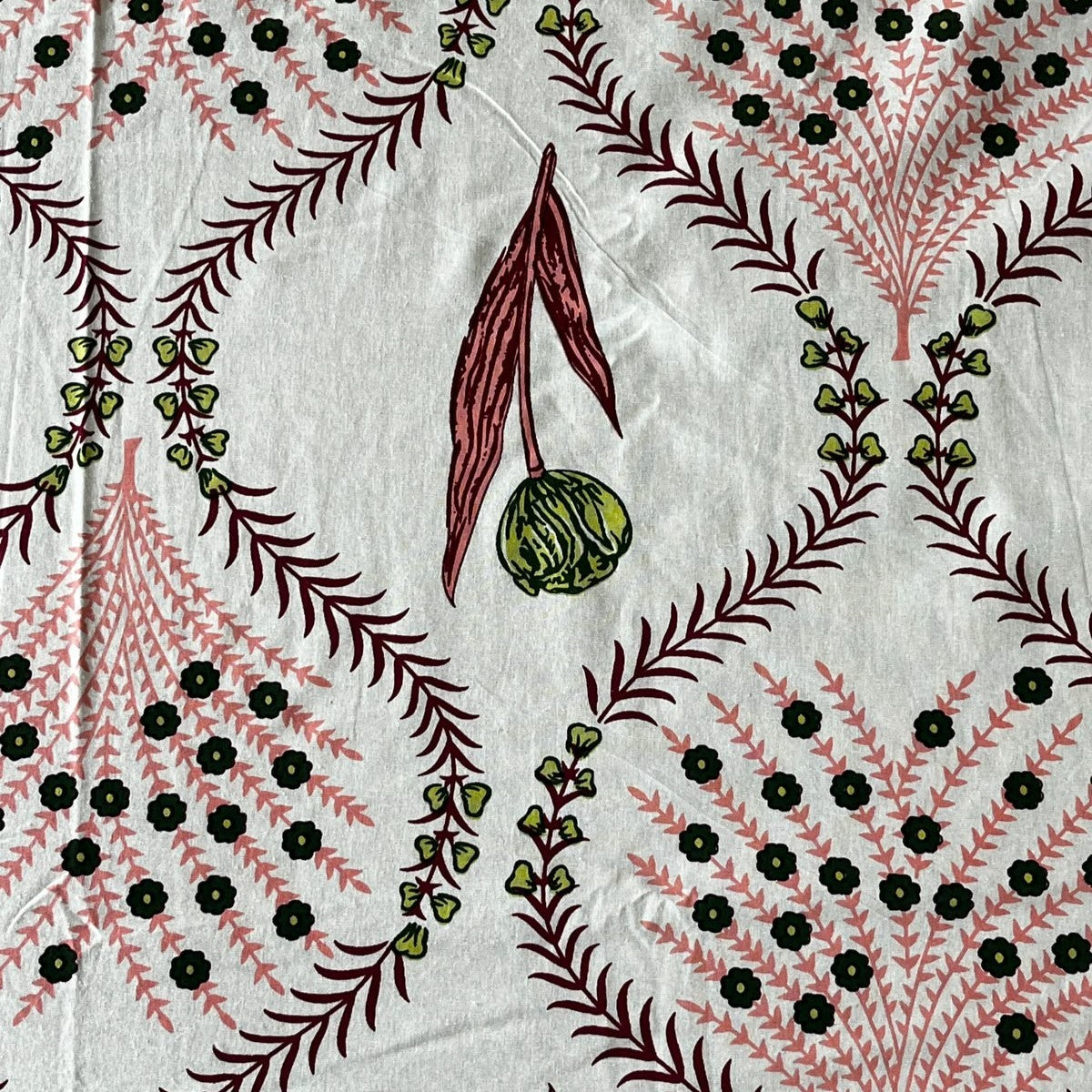 Kyaari Red - Flat I Fitted Bedsheet (108x108 Inches)