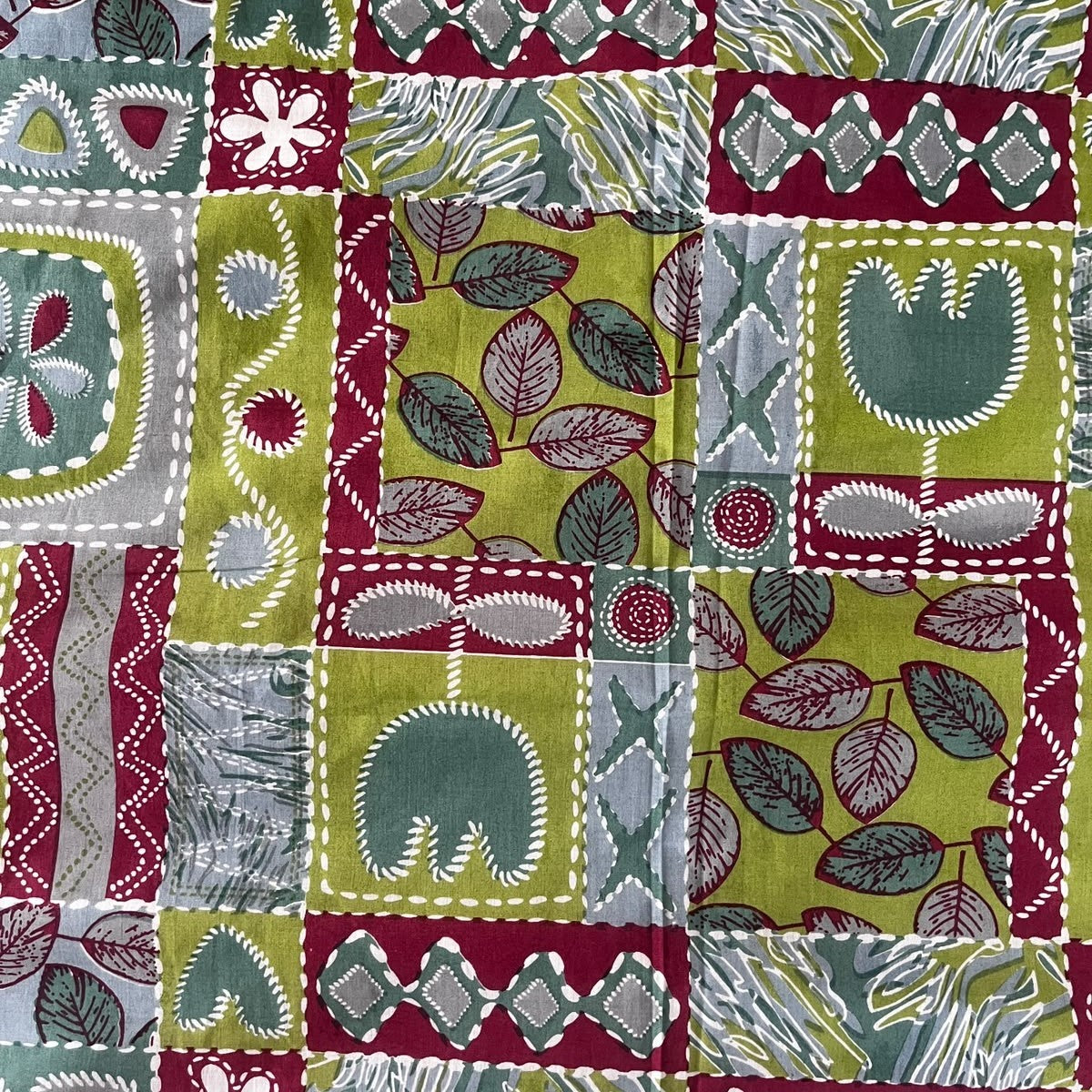 Double Bed Reversible Mul Dohar – Abstract Pink