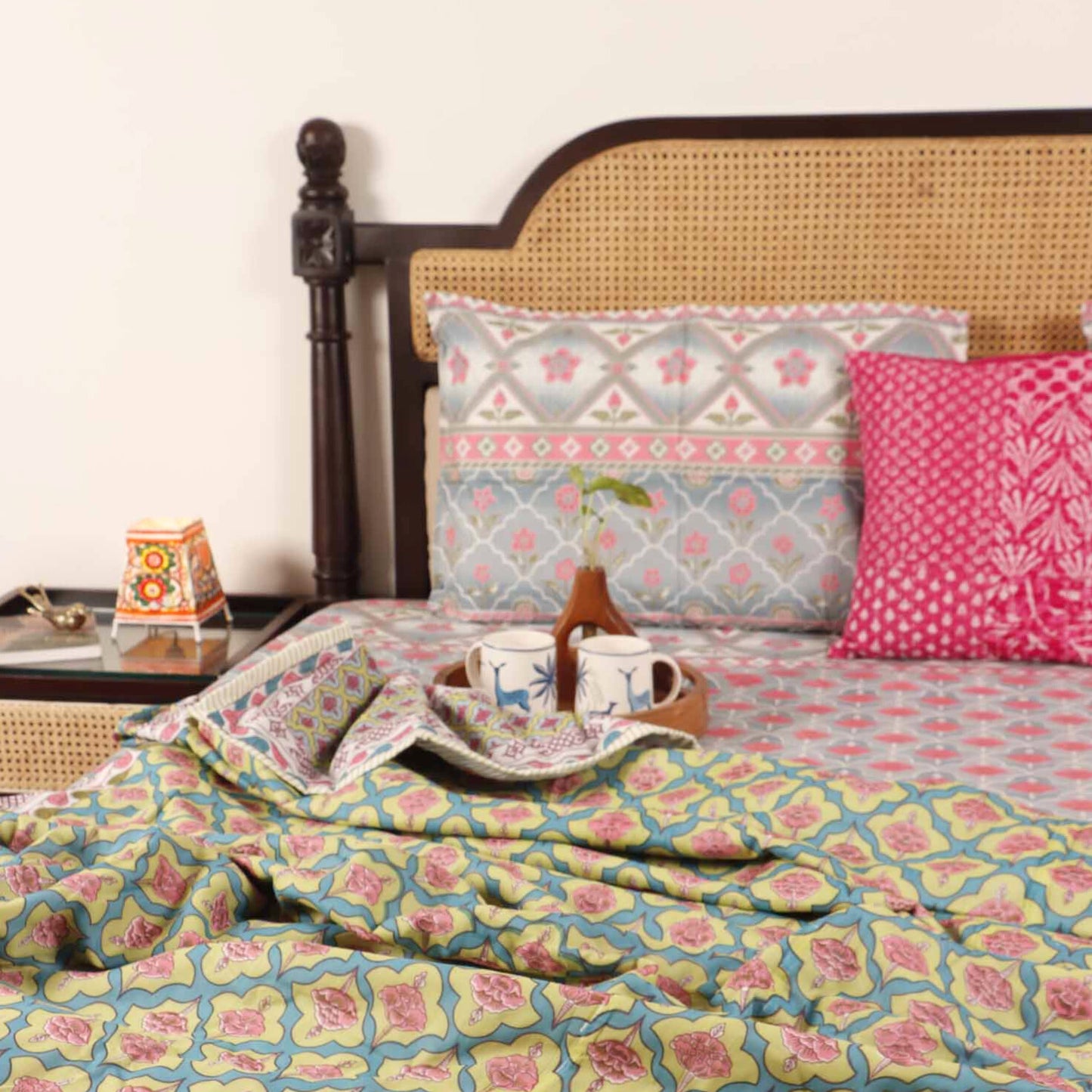 Double Bed Reversible Mul Dohar – Kamal