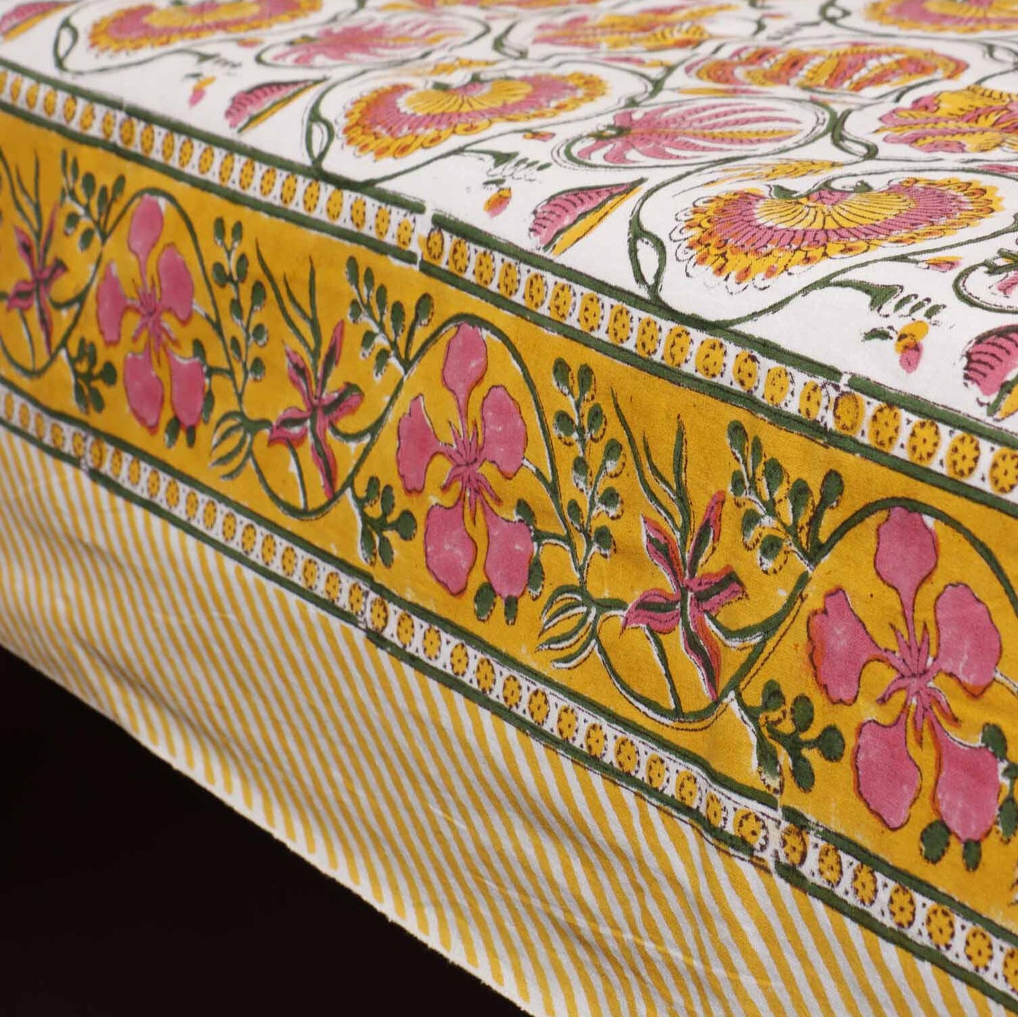 Surajmukhi  - Handblock Bedsheet (108x108 Inches)