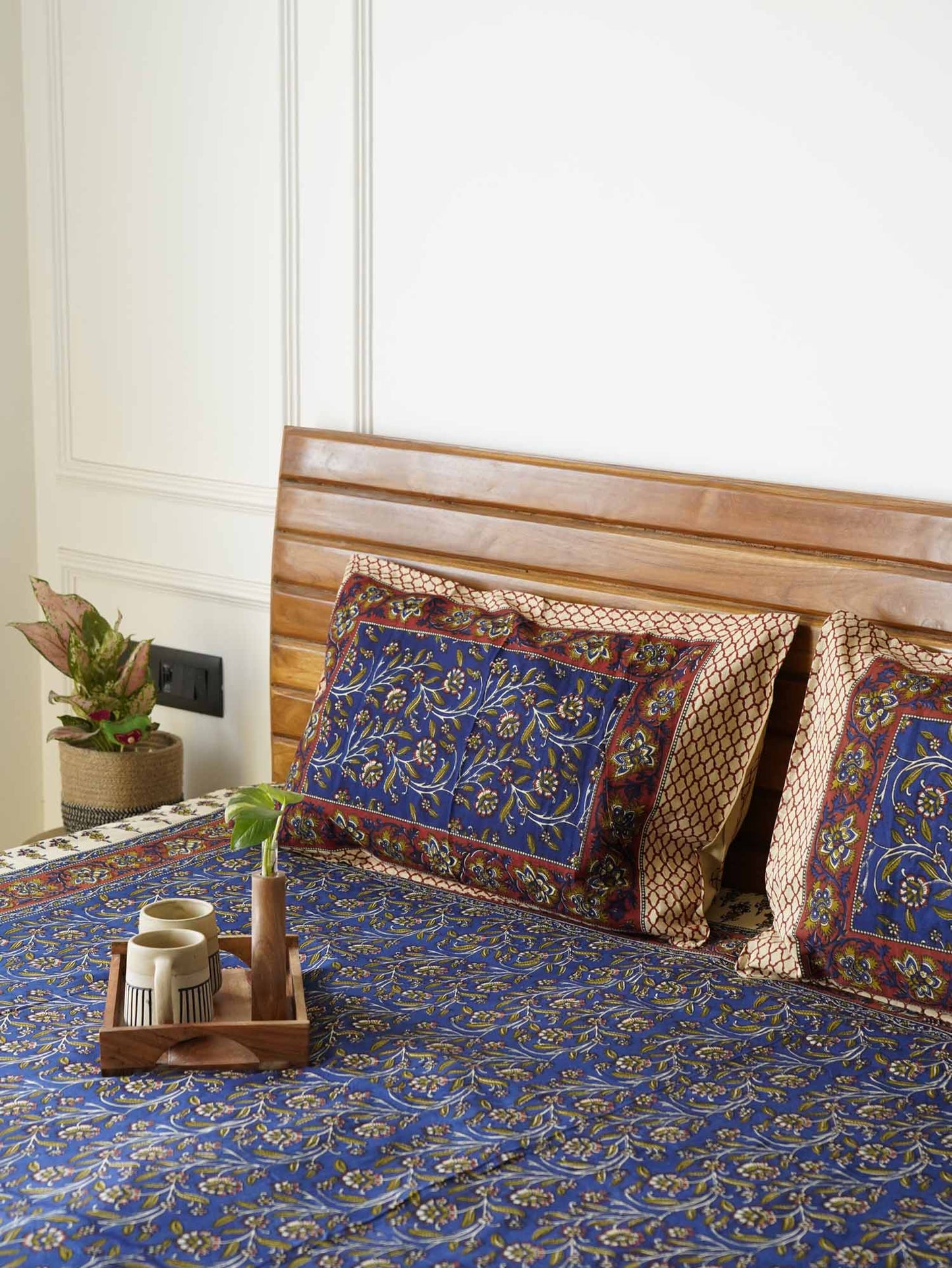 Kalamkari Blue S - Flat I Fitted Bedsheet (108x108 Inches)