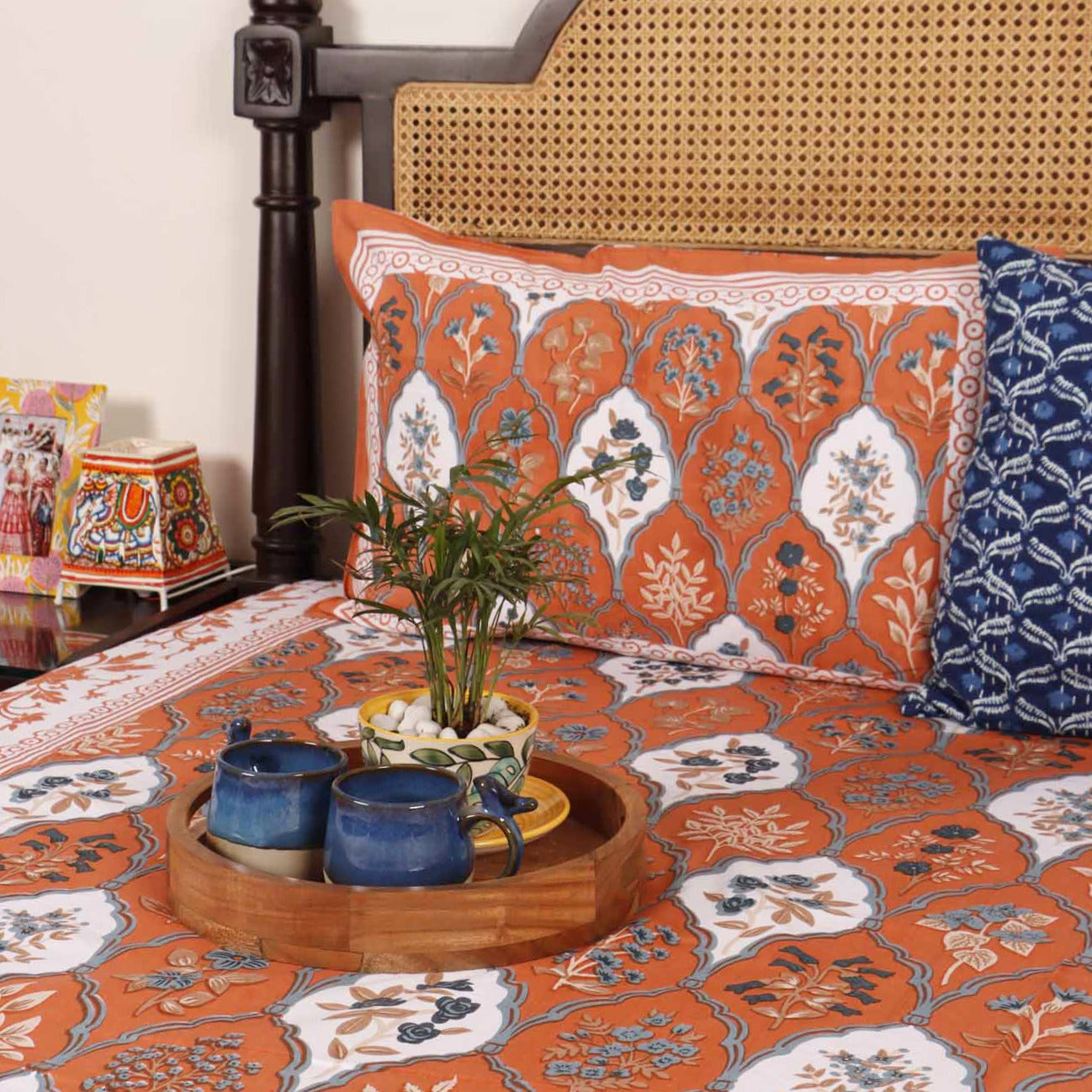 Rangrez Orange – Flat I Fitted Bedsheet (90x108 Inches)