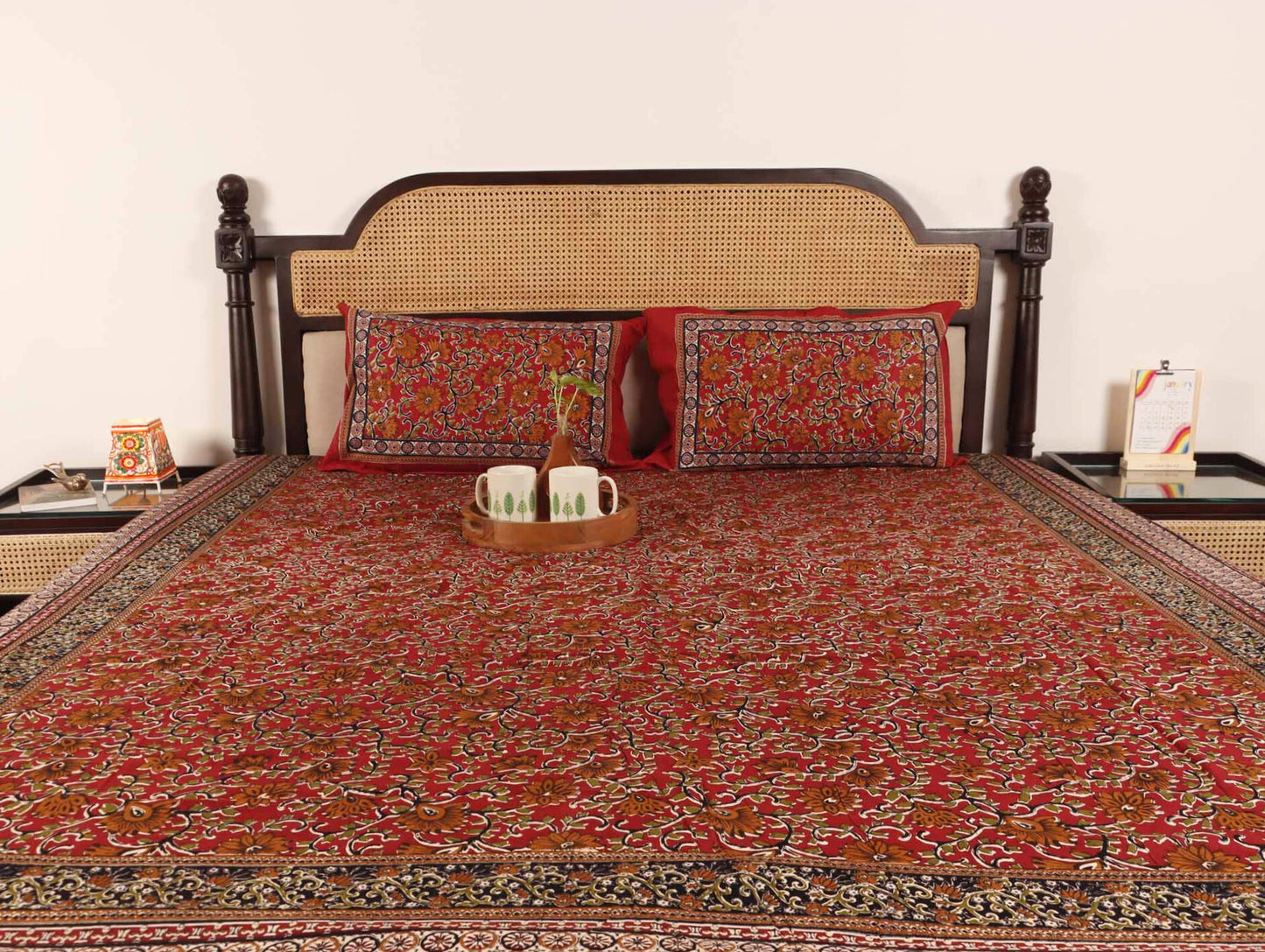 Kalamkari Surajmukhee - Flat I Fitted Bedsheet (90x108 Inches)