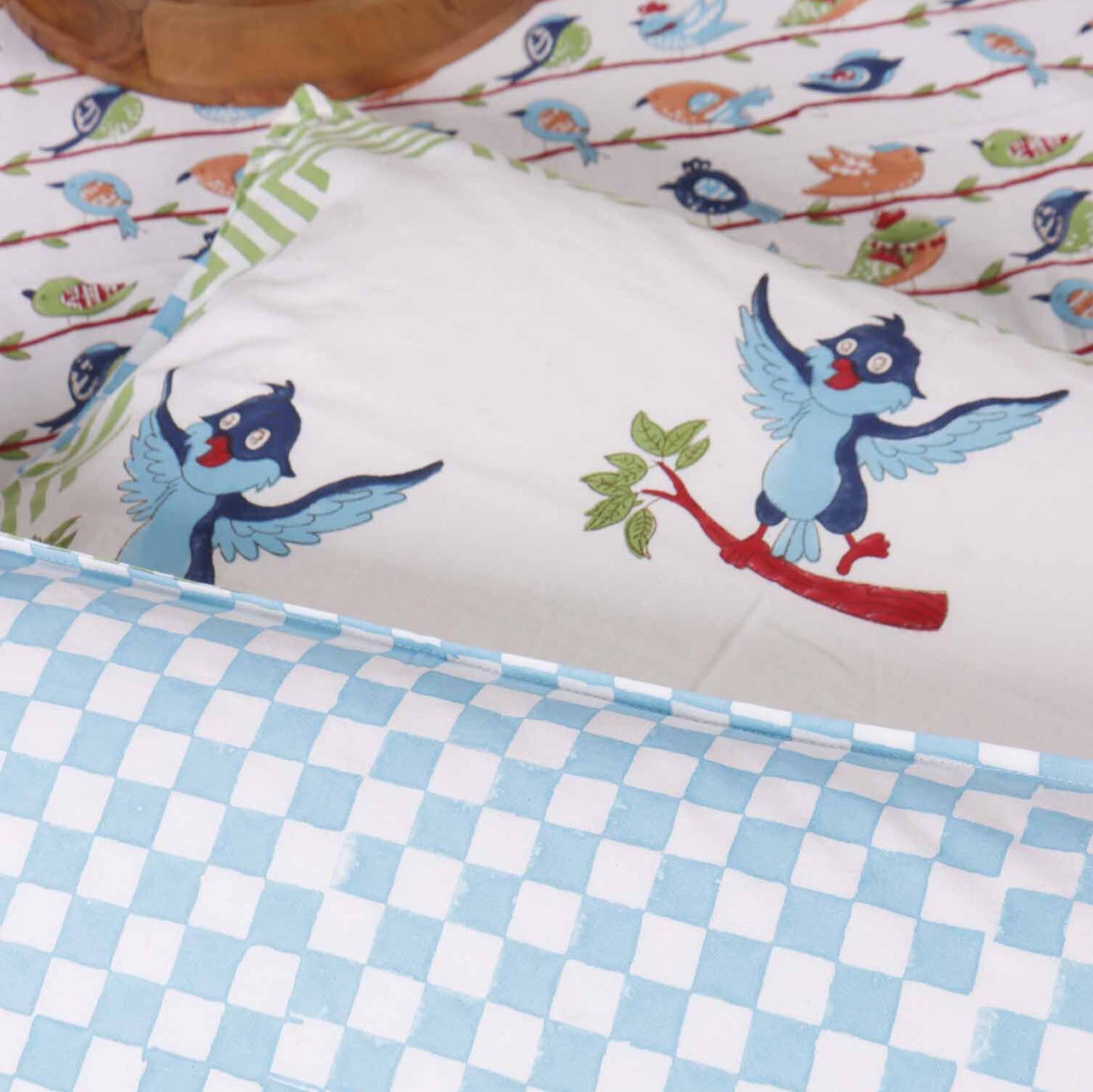 Chidiya Ghar - Hand block Bedsheet (108x108 Inches)