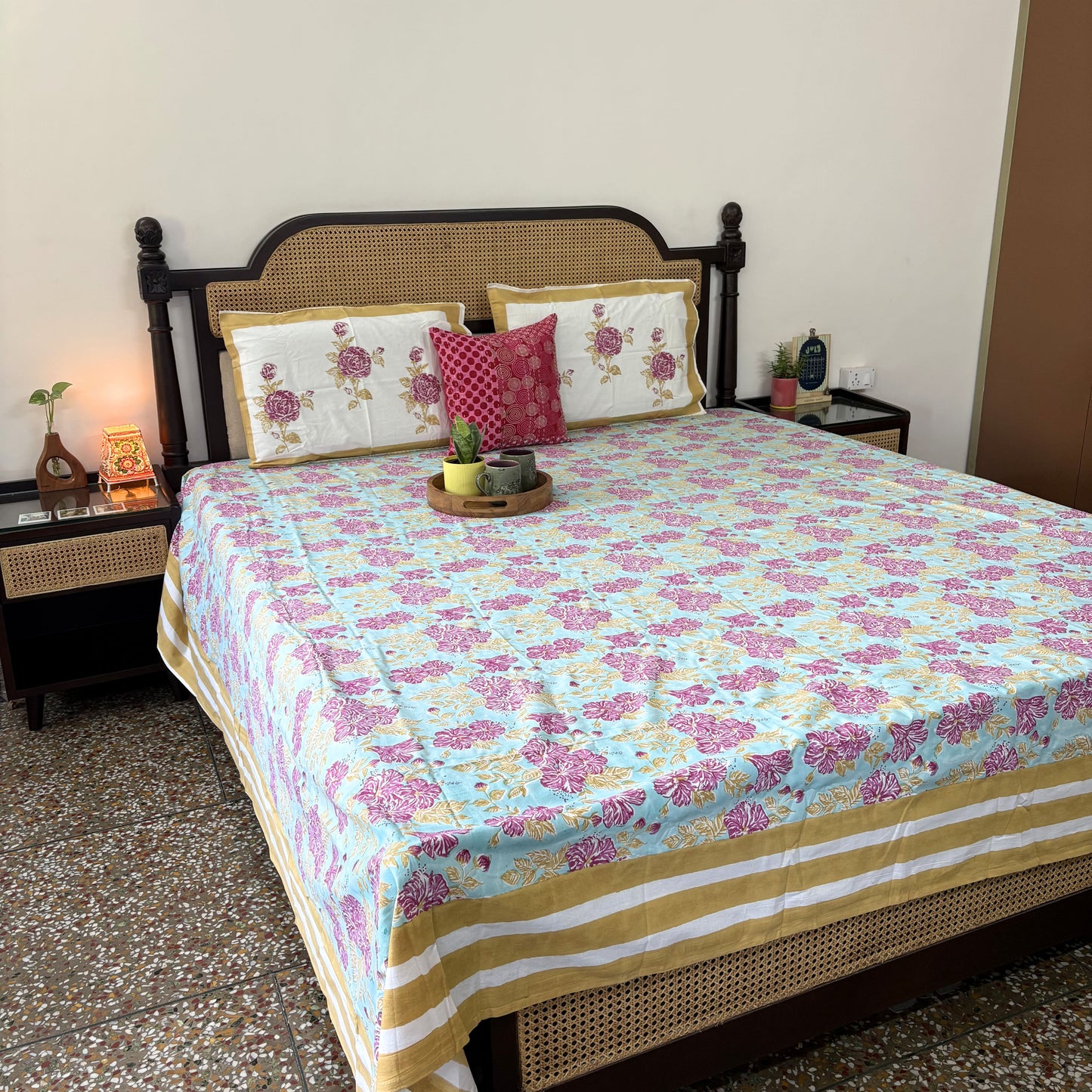 Ruhi - Hand block Bedsheet (108x108 Inches)