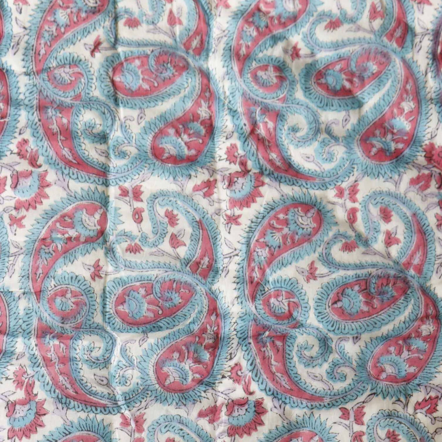 Pink Paisley  - Single Bed/ Double Bed Razai/ Comforter