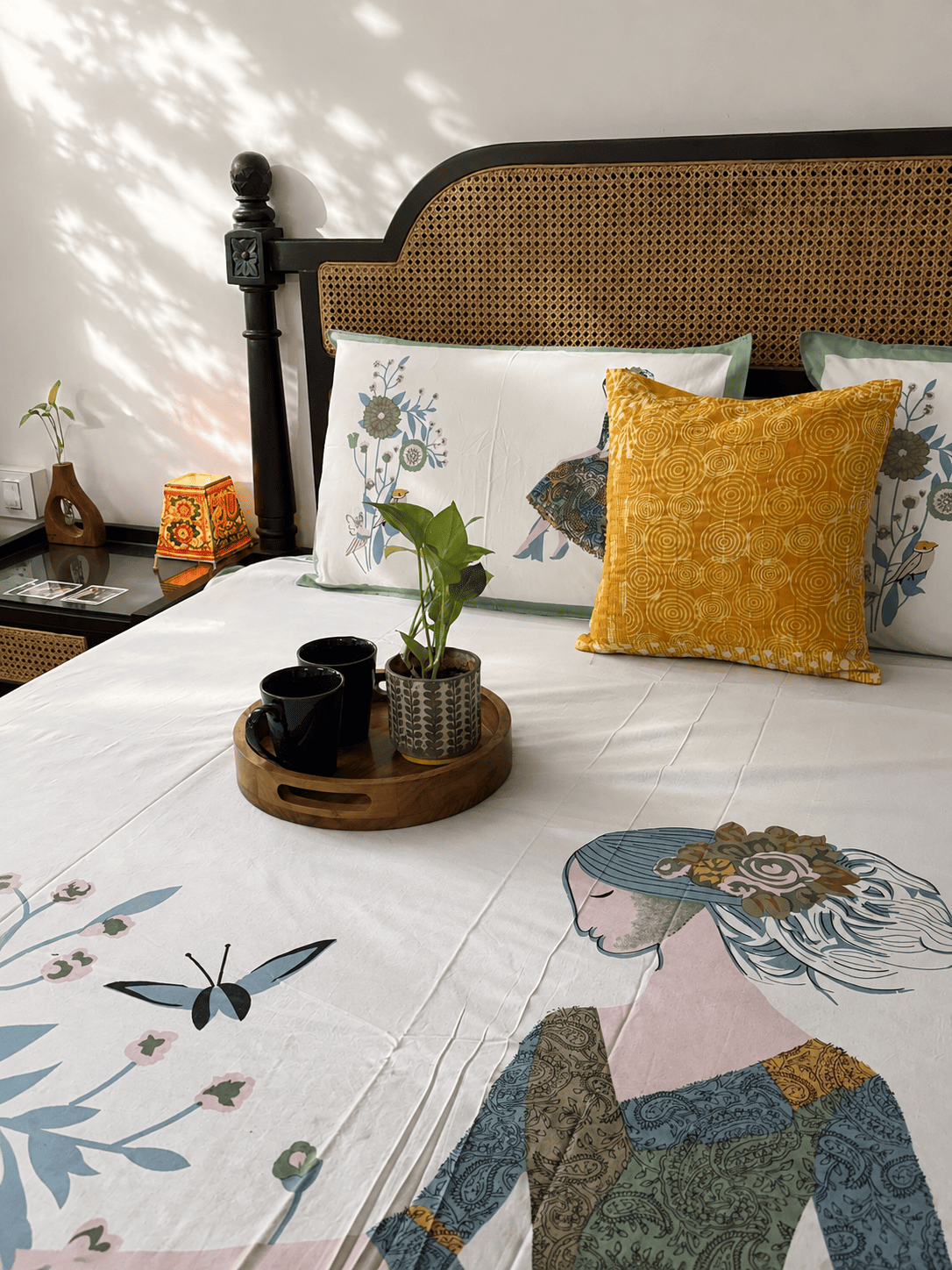 Doll - Flat I Fitted Bedsheet (108x108 Inches)