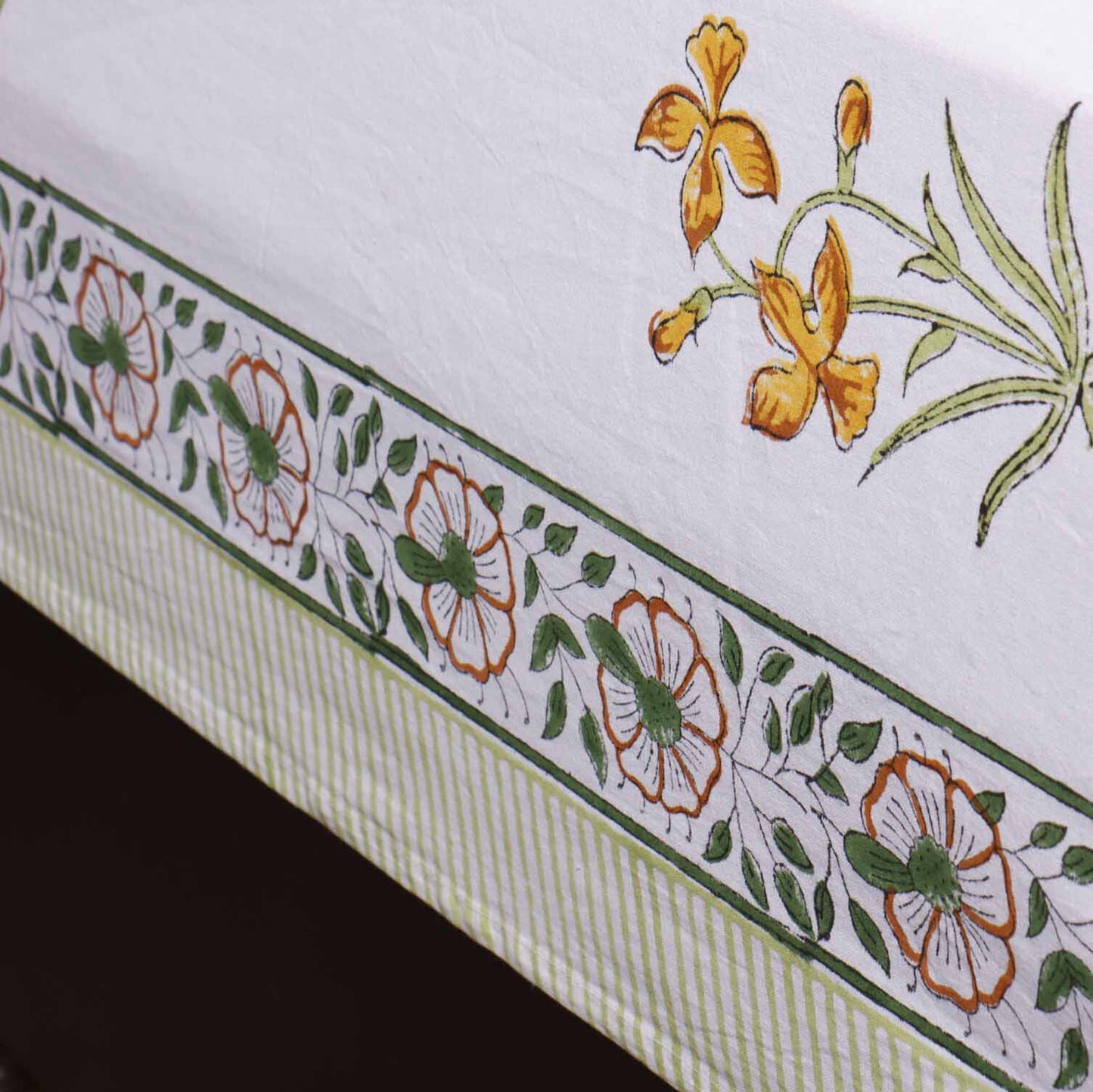 Miraya - Hand block Bedsheet (108x108 Inches)