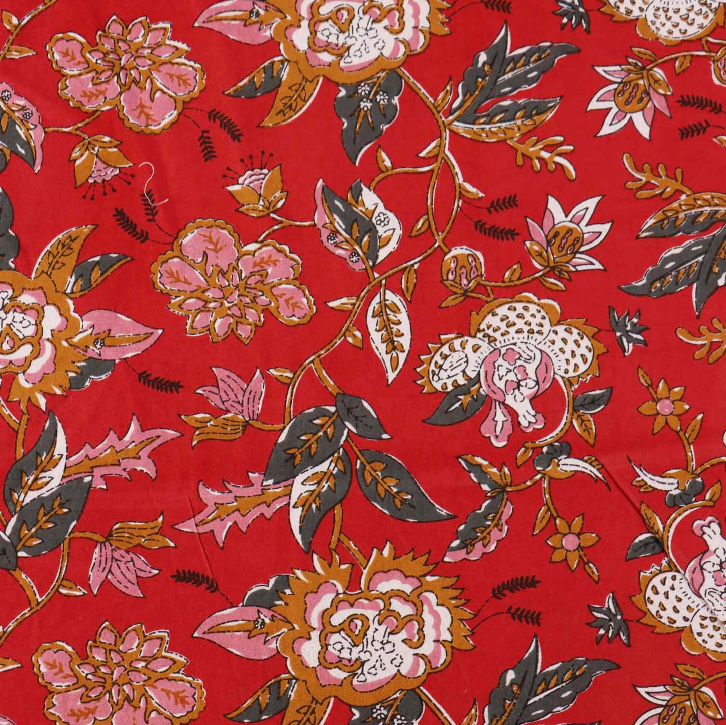 Laal Baagh - Flat I Fitted Bedsheet (90x108 Inches)