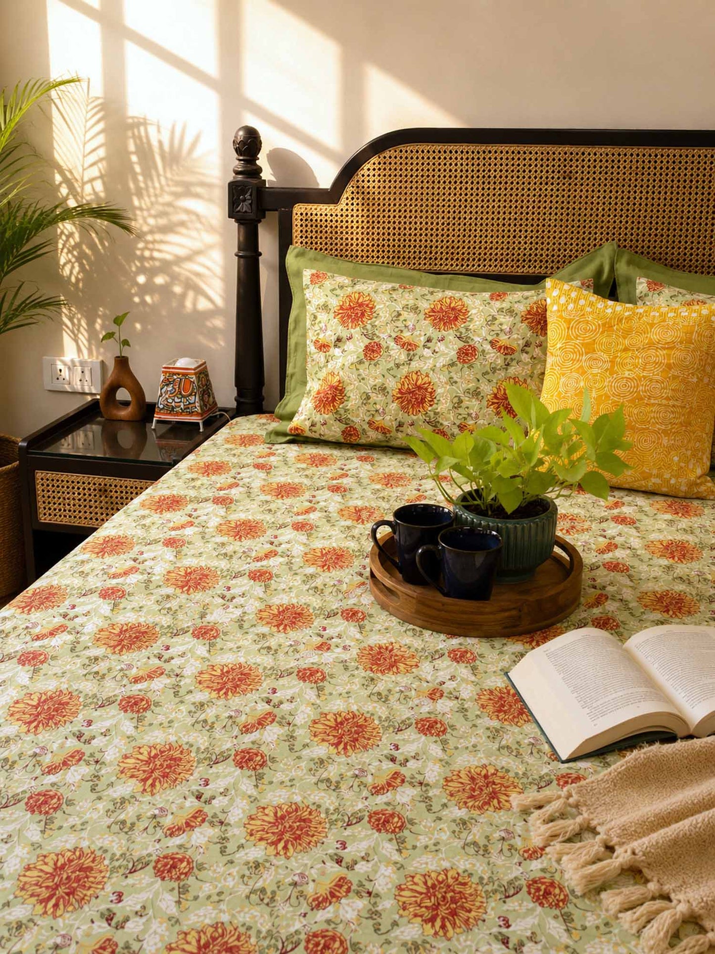 Marigold- Flat I Fitted Bedsheet (90x108 Inches)