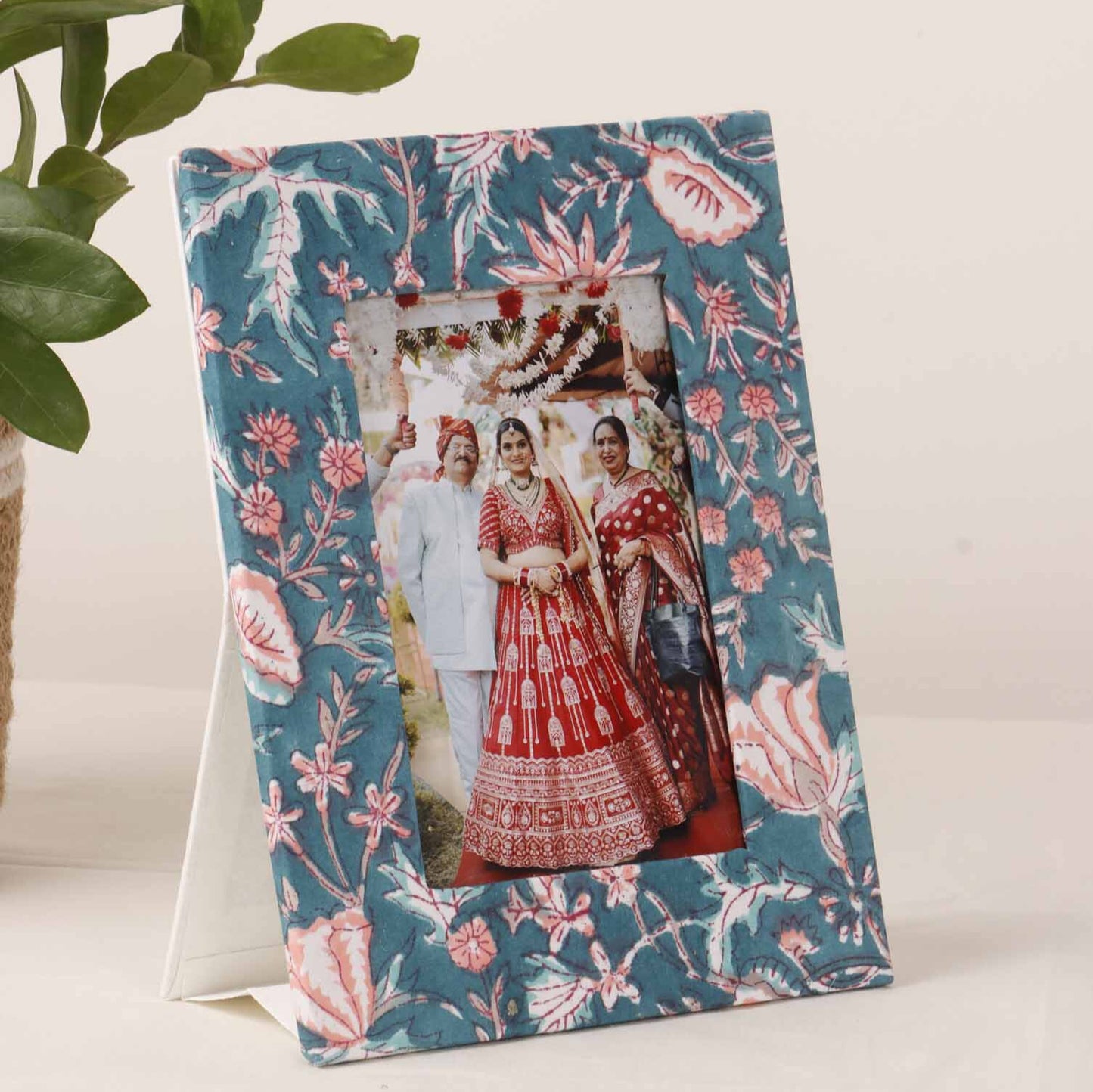 Fabric Photo Frame - 08