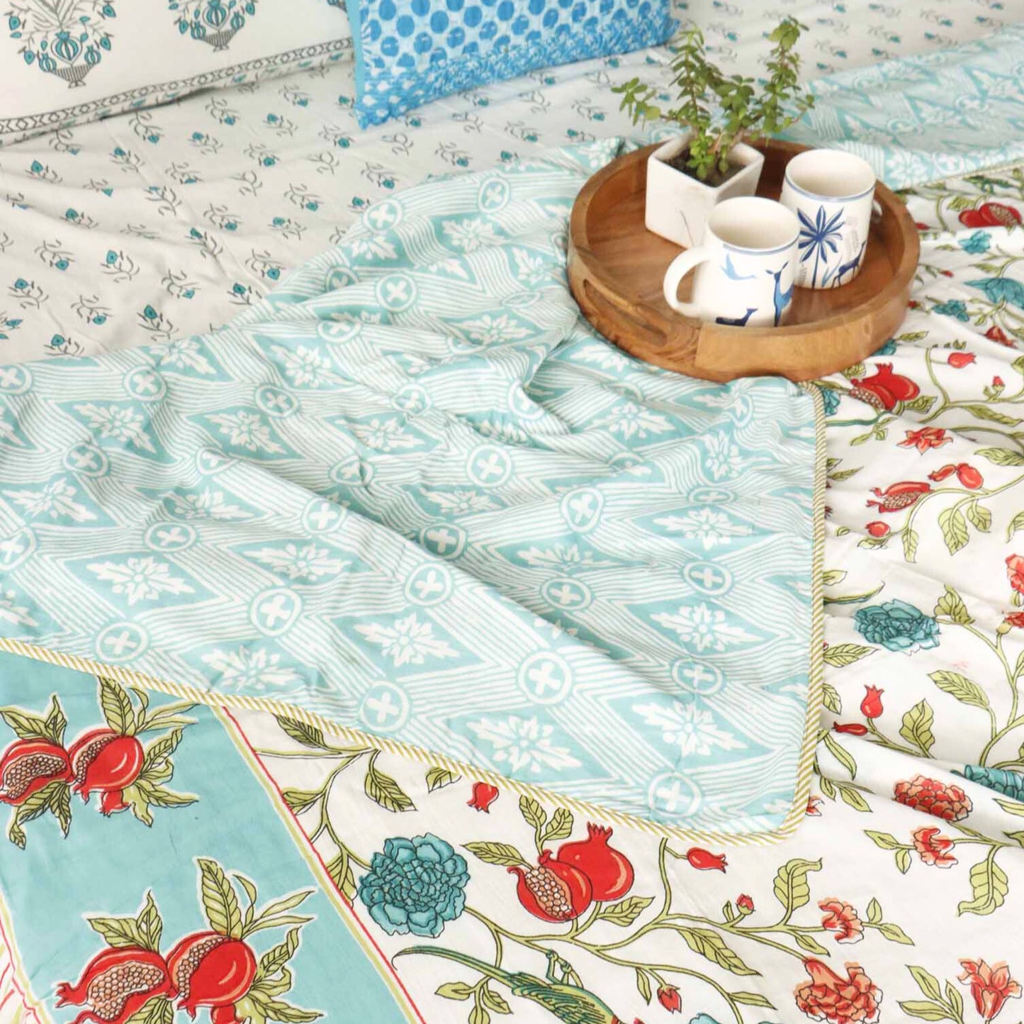 Double Bed Reversible Mul Dohar – Tota