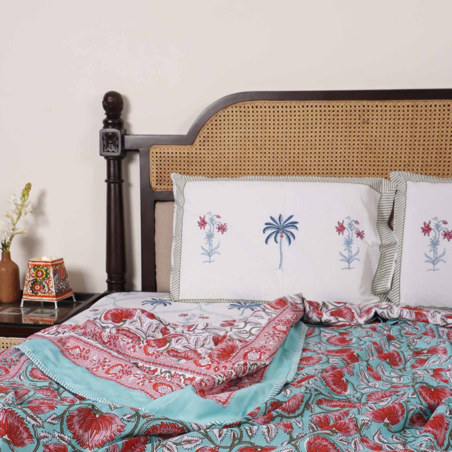 Double Bed Reversible Mul Dohar – Begum Green