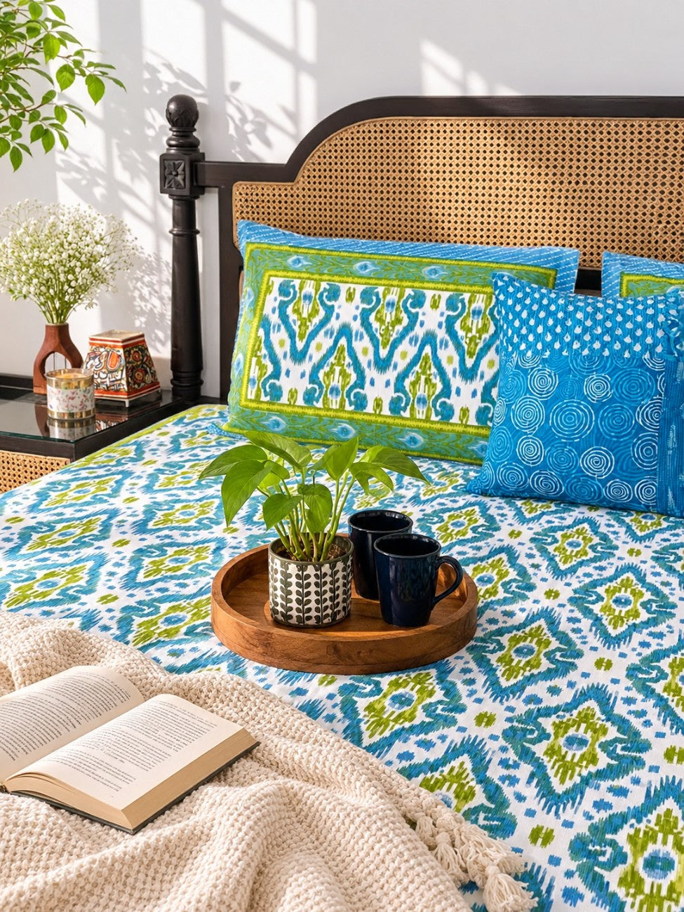 Dohar Bedding Set - Ikkat Green
