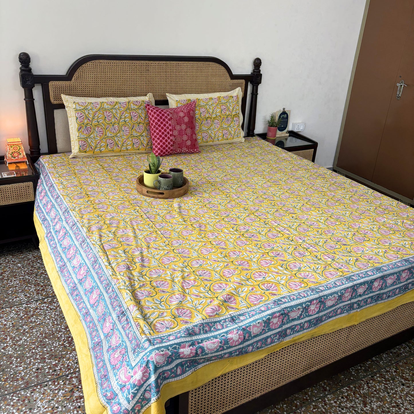 Begum- E -Gul - Handblock Bedsheet (90 x 108 inches)