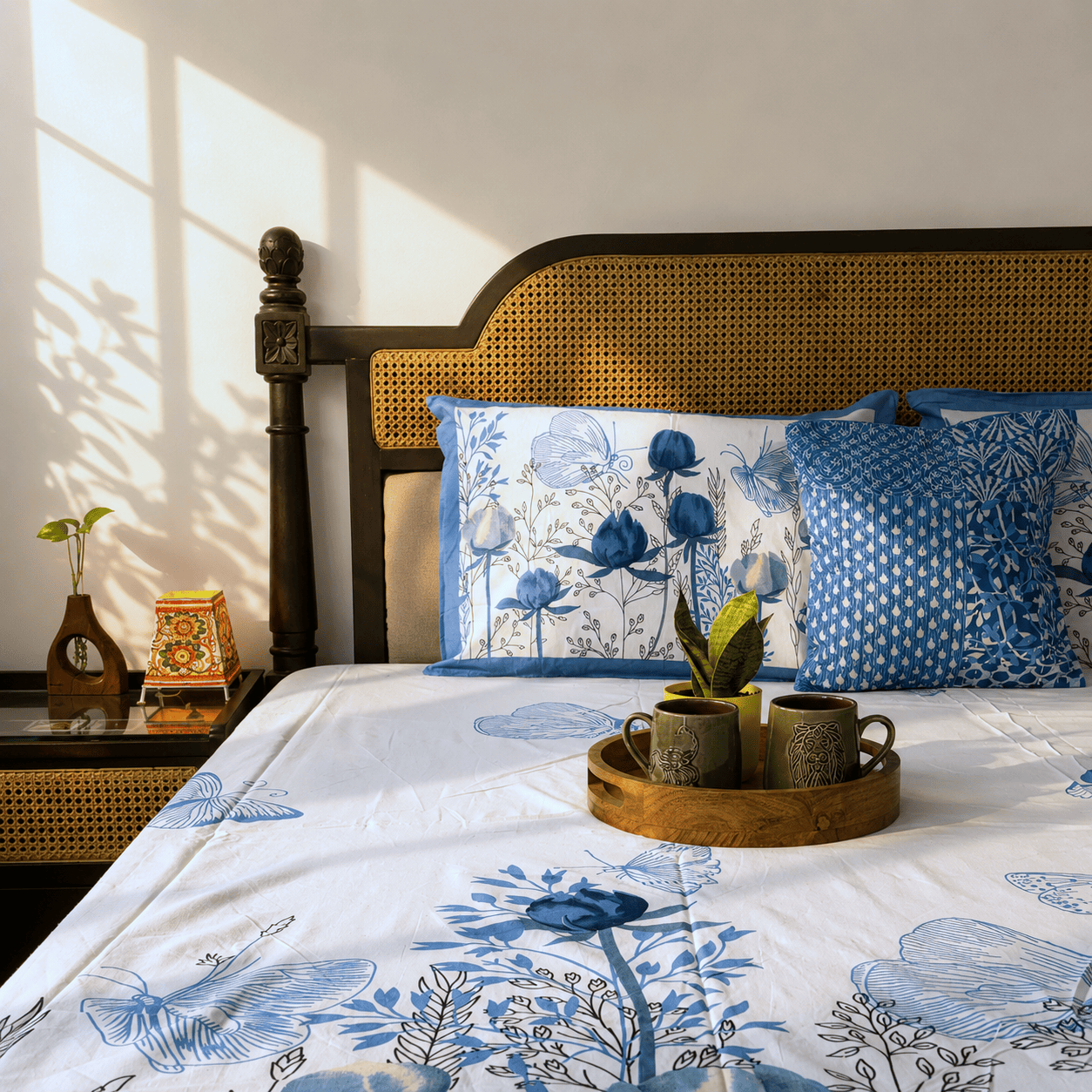 Titli Bahar - Flat I Fitted Bedsheet (108x108 Inches)