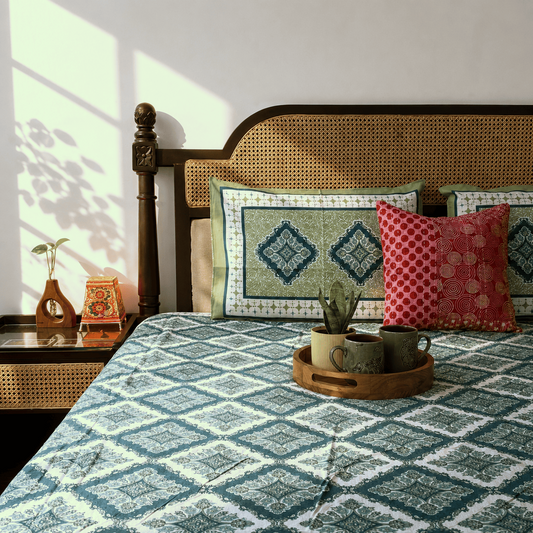 Sagar Green - Flat I Fitted Bedsheet (108x108 Inches)