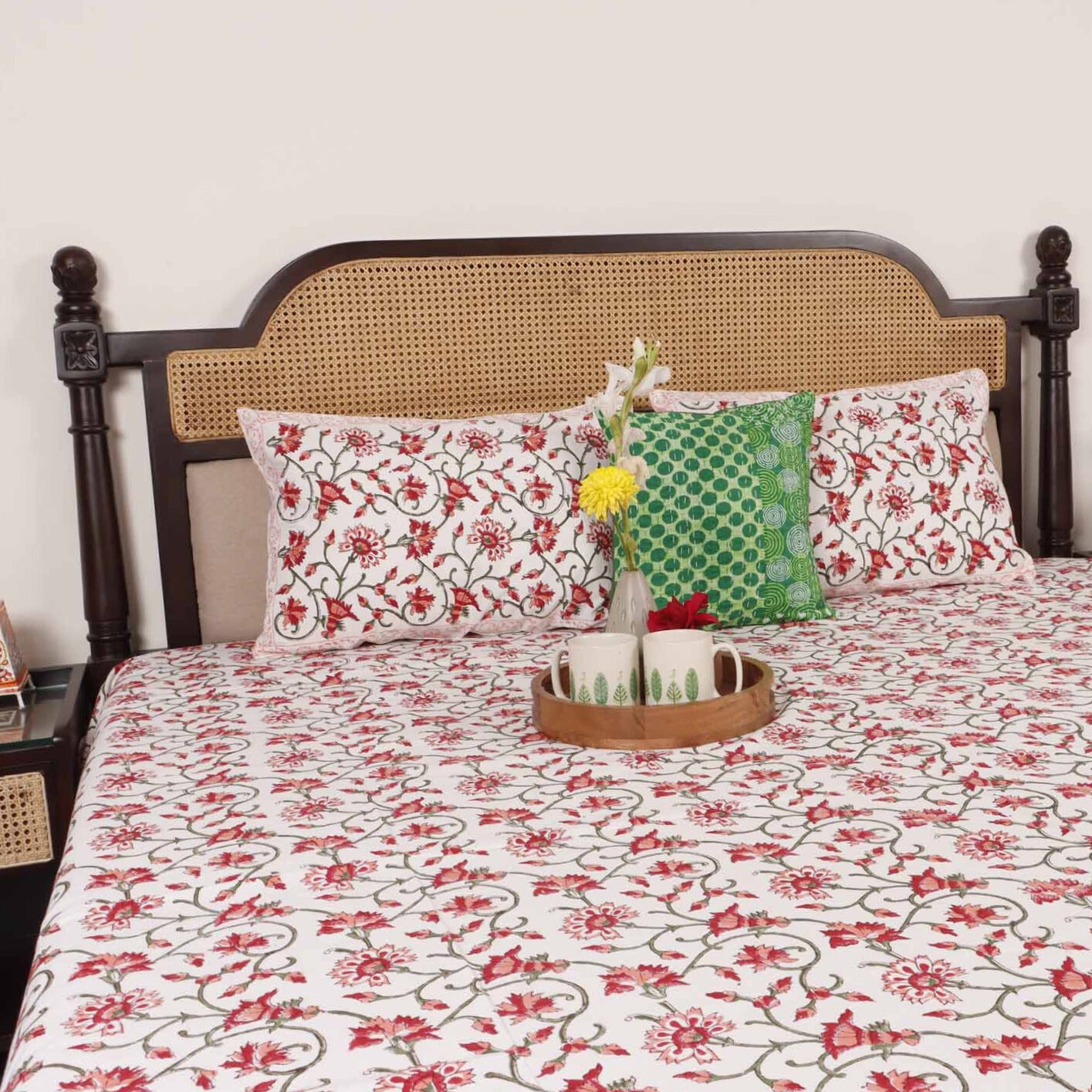 Laal Jaal - Handblock Bedsheet ( 90x108 Inches)