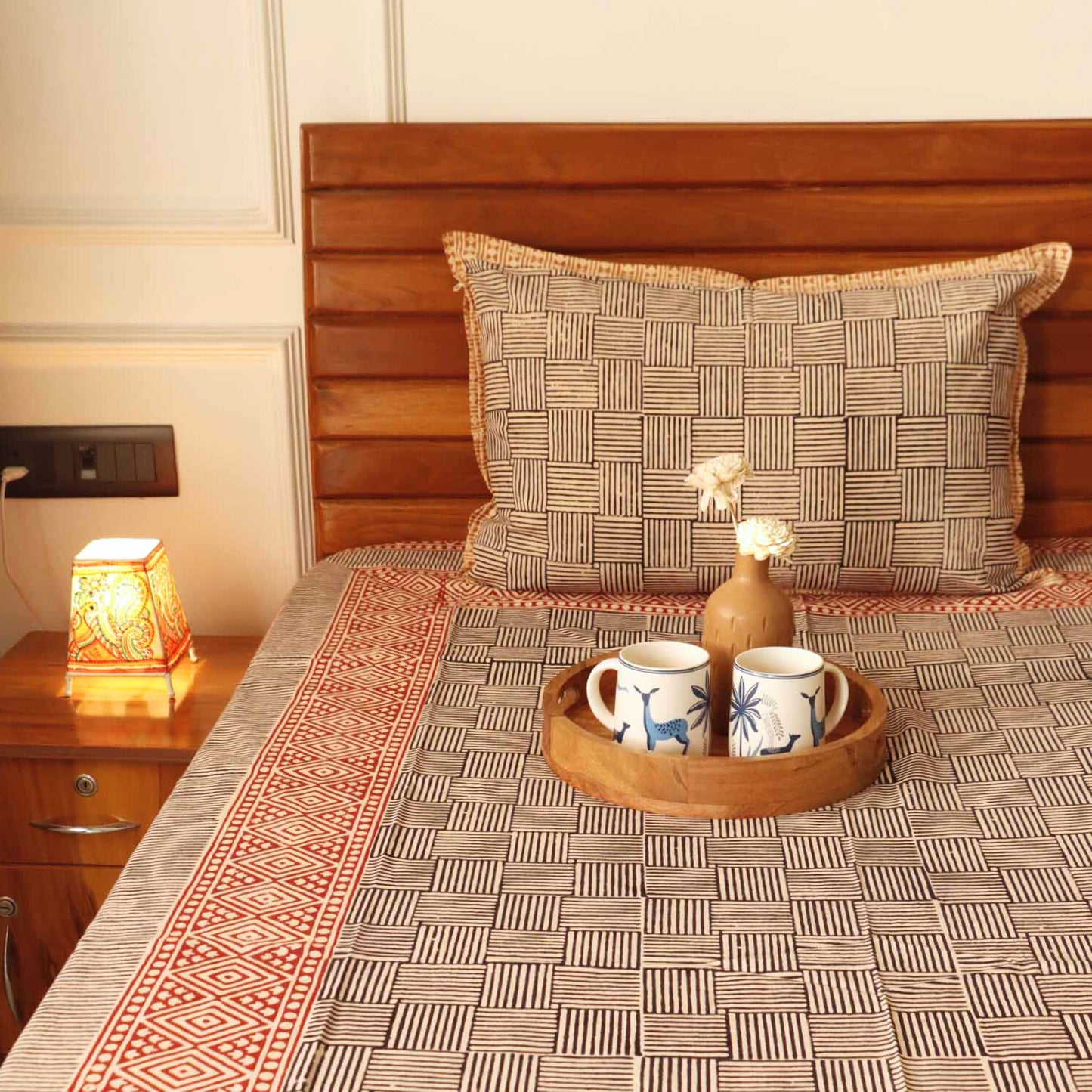 Kalamkari Lakeerein - Hand Block Single Bed Bedsheet (60x90 Inches)