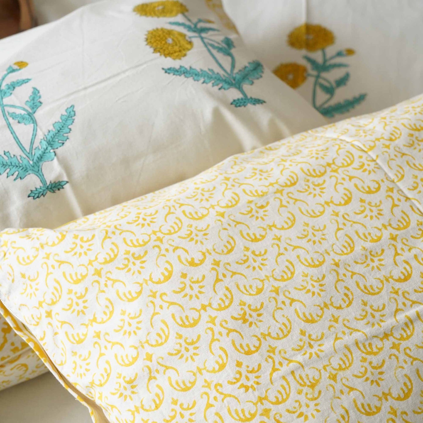 Genda - Handblock Bedsheet (100x108 Inches)