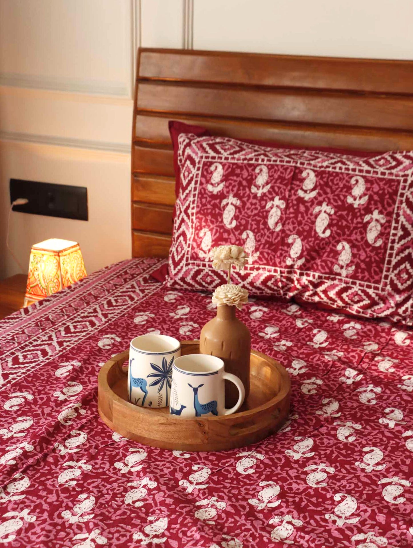 Dabu Wine – Flat I Fitted Bedsheet (90x108 Inches)