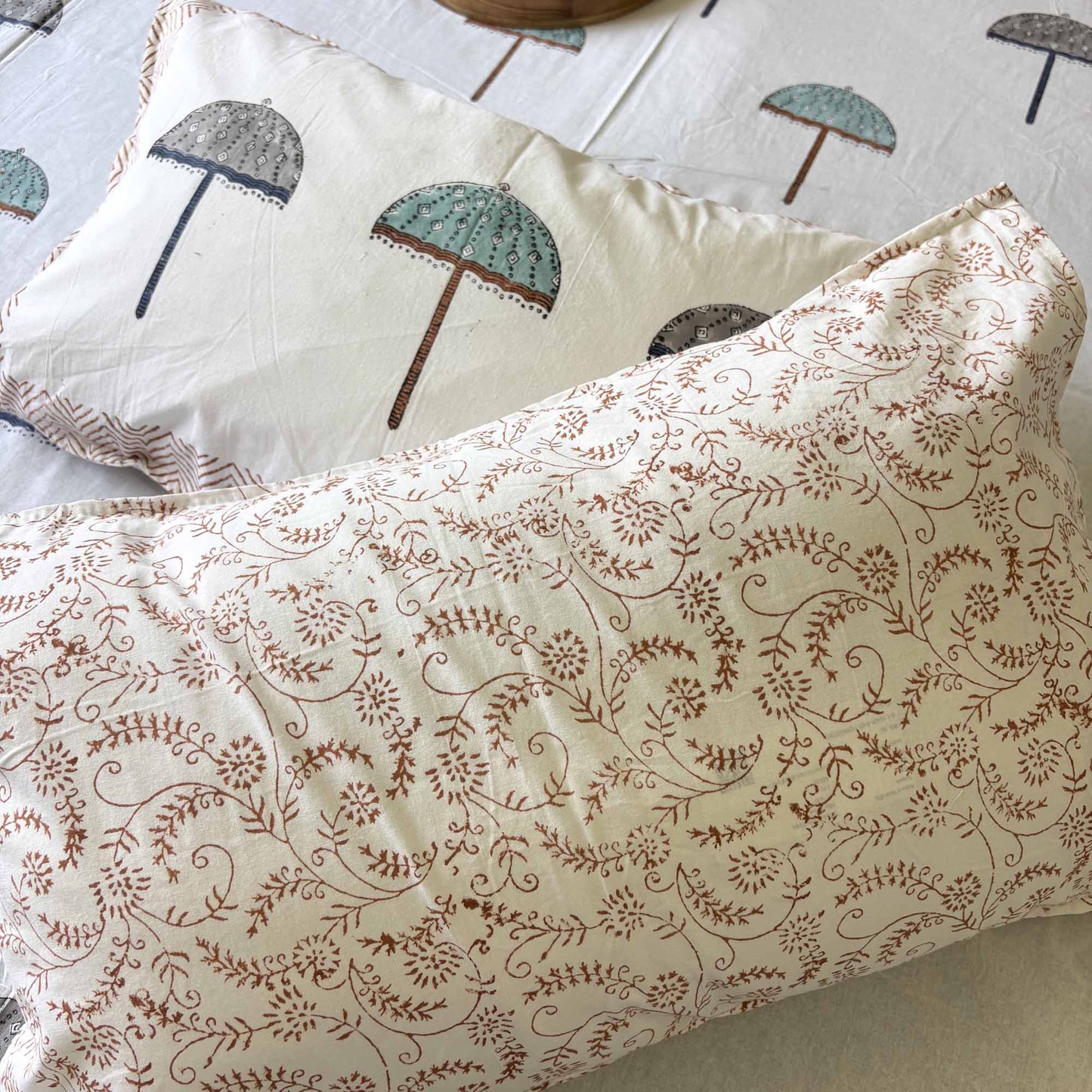 Chhatri – Hand Block Print Bedsheet (90x108 Inches)
