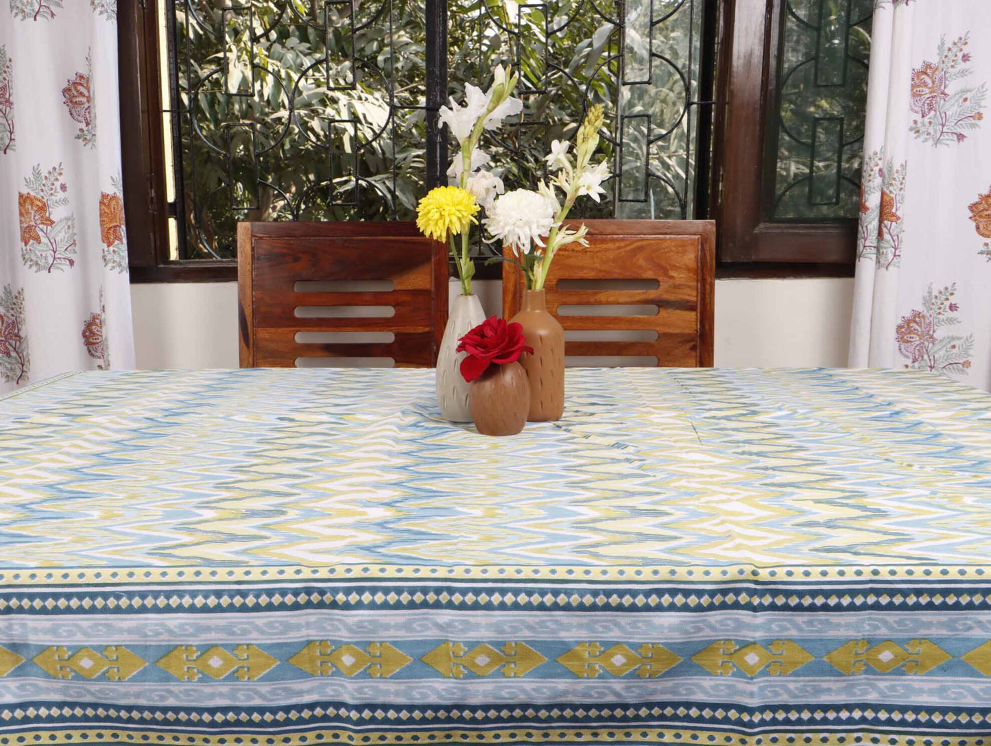 Niyati Green - Six seater Dining Table Cover