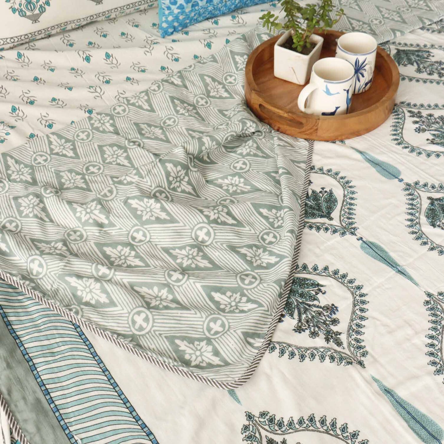 Double Bed Reversible Mul Dohar – Ujaala Blue